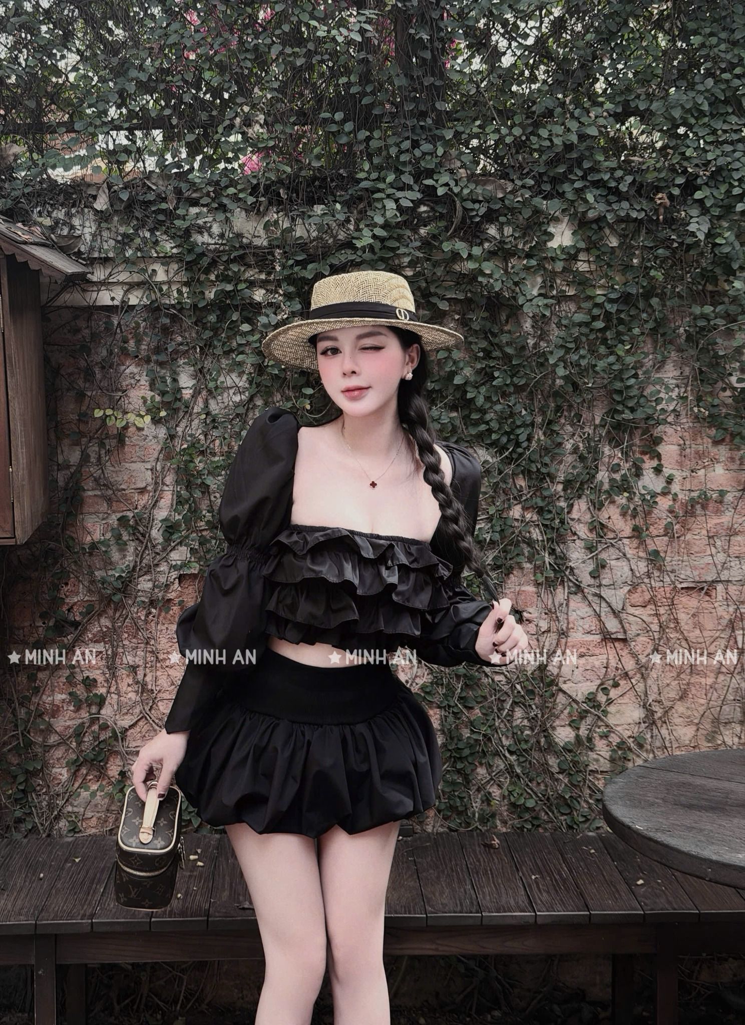  Set áo croptop tay dài phối bèo mix chân váy siêu hot - ĐEN - K282 (EO S<68, M< 72) 