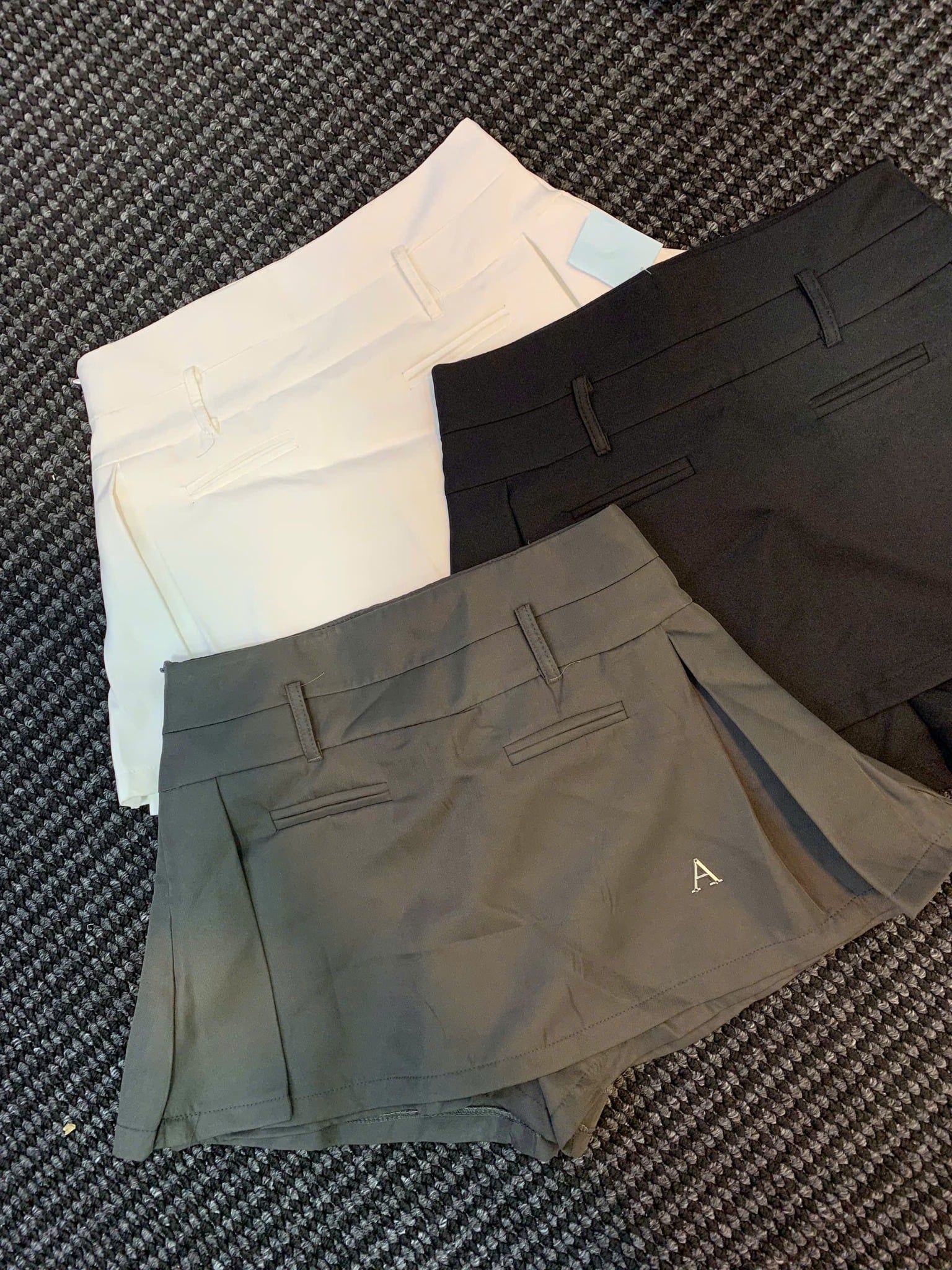  Quần giả váy form xoè tag A - TRẮNG - A60 ( eo S<68, M<72 ) 