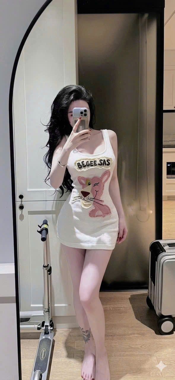  Váy ba lỗ in hình báo hồng siêu tôn dáng - TRẮNG - K278 
