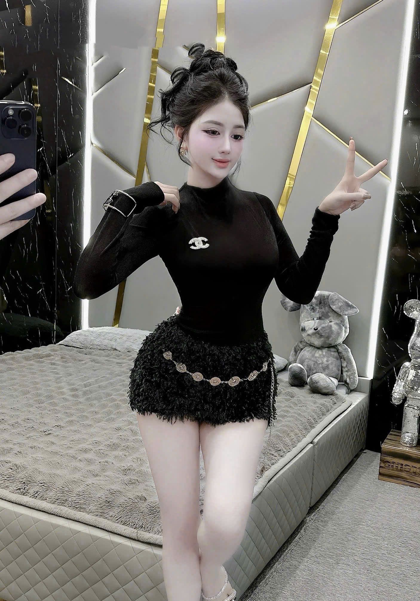  Set 4 món áo tay dài mix chân váy + tab + đai nịt - ĐEN - R250 ( eo S<68, M<72 ) 