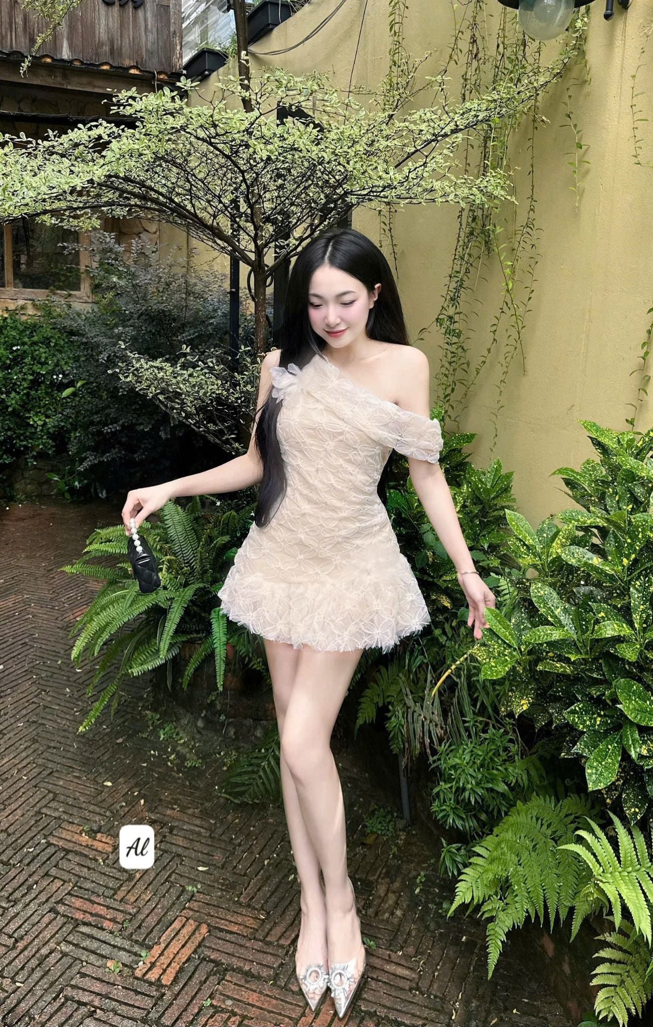  Đầm lệch vai tiểu thư thiết kế ren ngực cài hoa siêu đẹp - A244 ( eo S<68, M<72 ) (0) 