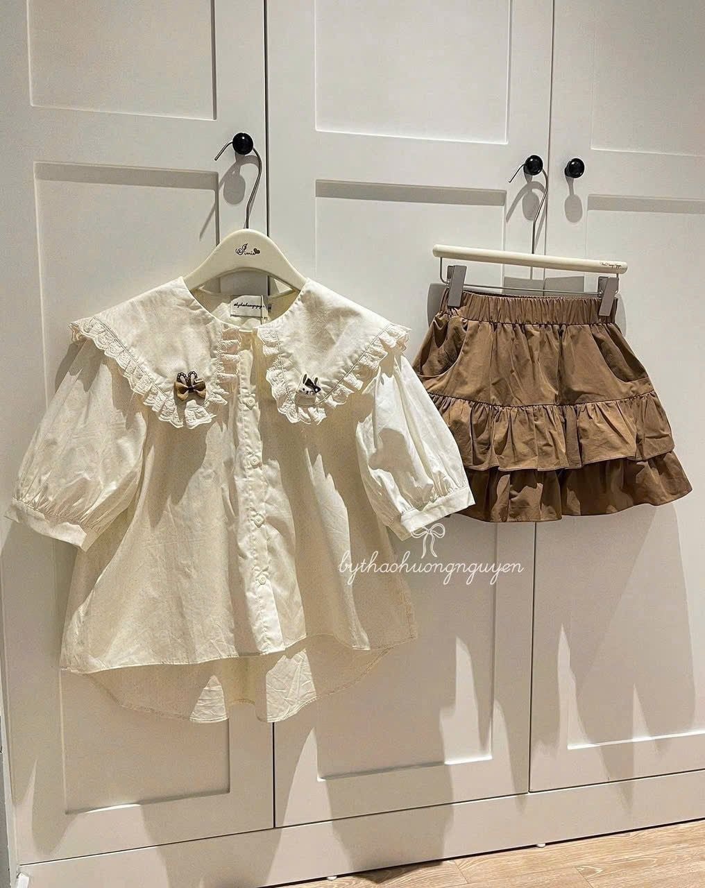  Q23 Set áo babydoll cổ bèo viền hoa thêu kèm 2 phụ kiện handmade mix váy 2 tầng ngắn - E25 