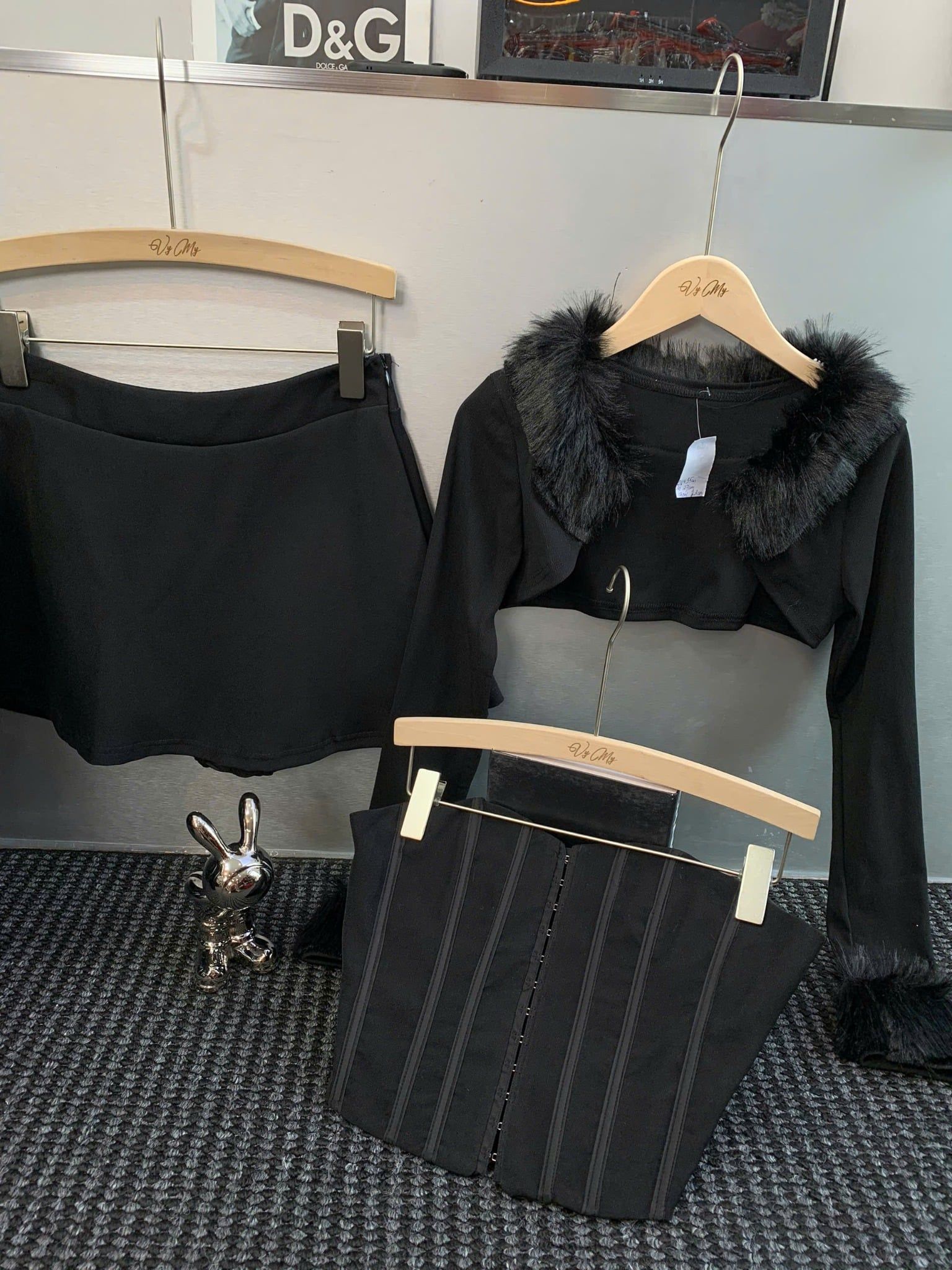  Set 3 món áo quây cúp corset đan dây kèm khoác lông choàng + chân váy dáng A - E84 ( eo S<66,68, M<72,74 , L<76,78 ) ( Á0 27CM , VÁY 33CM ) 