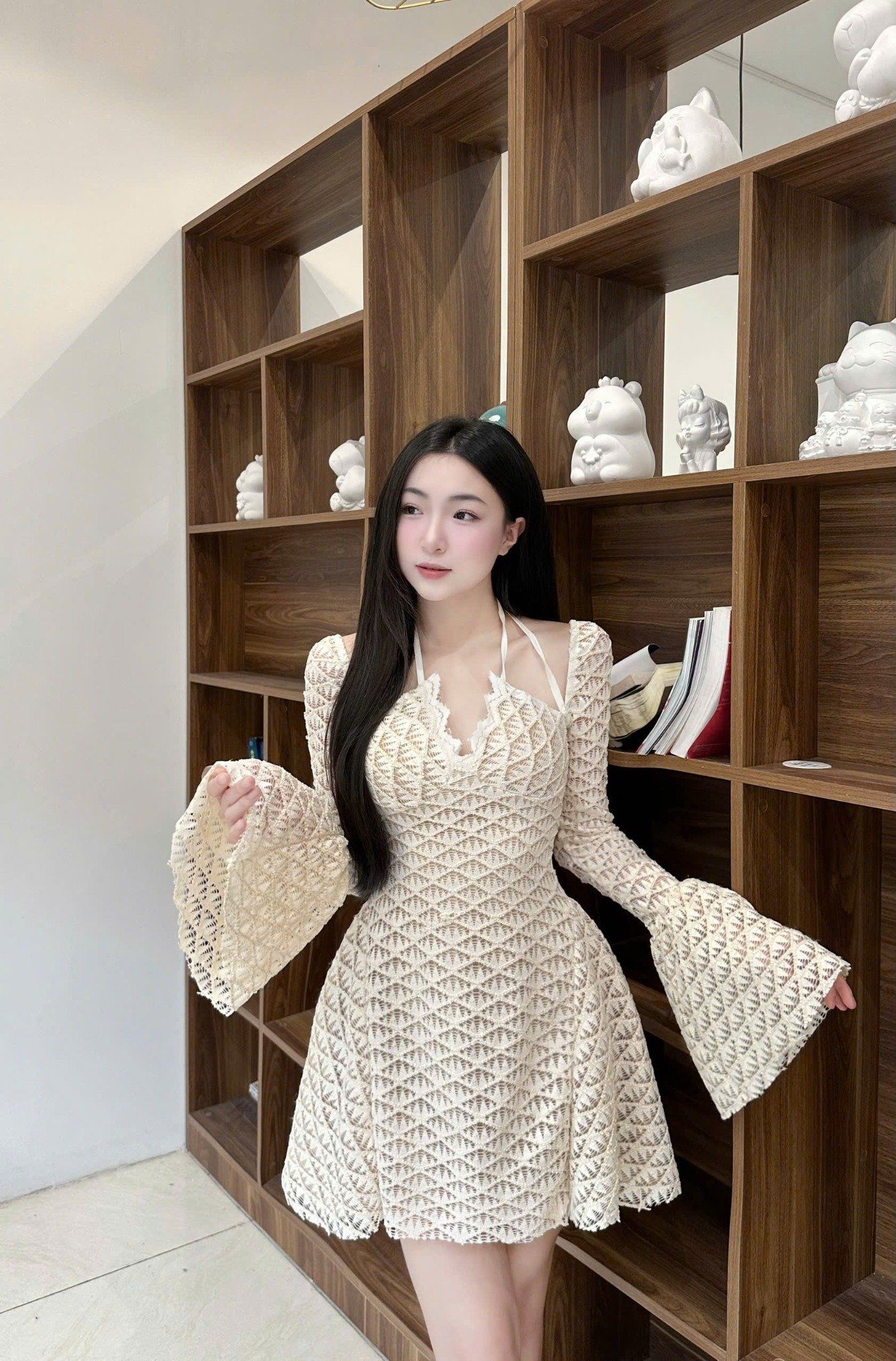  Đầm ren đúp lót 2 lớp cổ cột yếm sang chảnh - ĐEN - G194 ( eo S<72, M<76 ) ( dài 67cm ) 