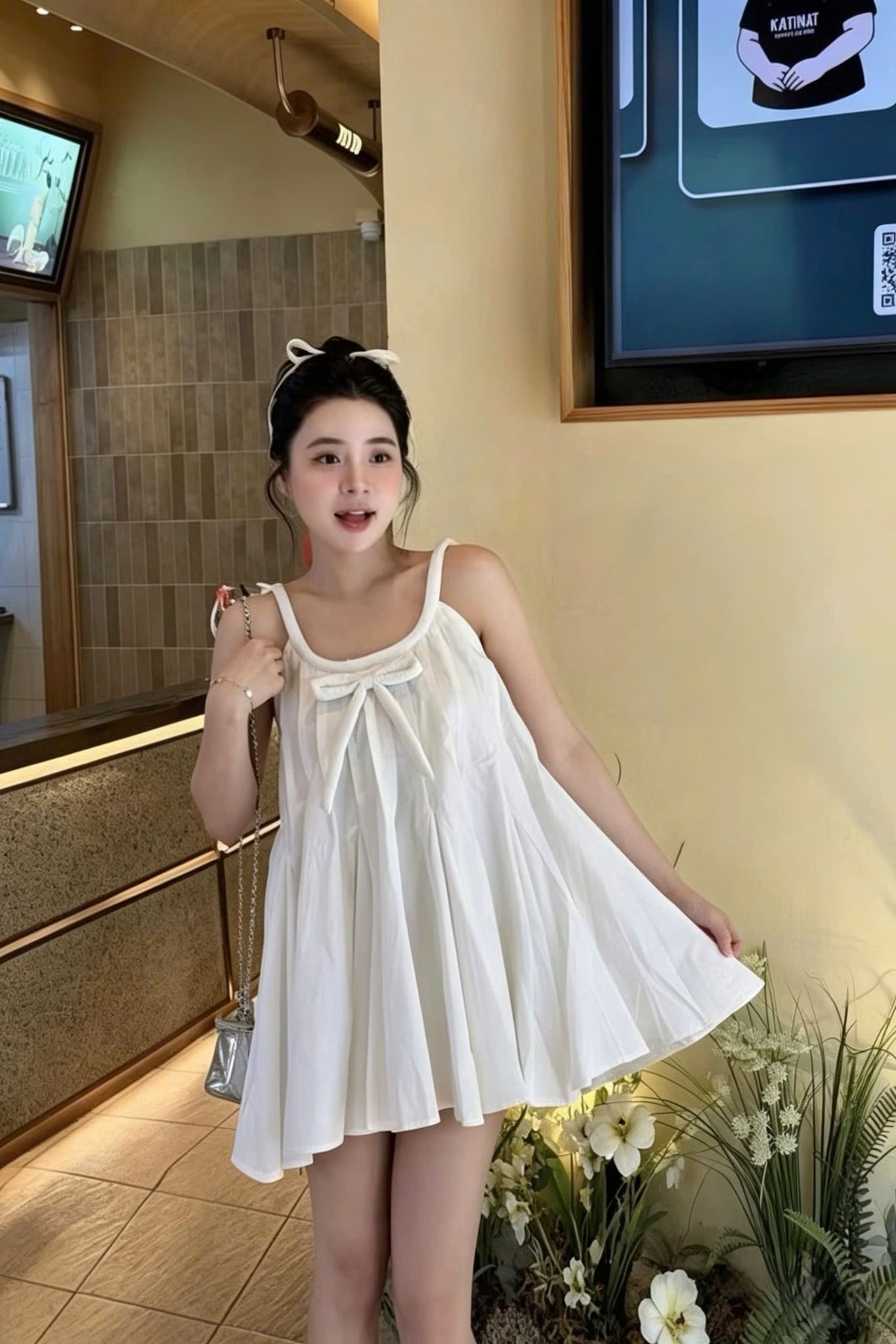  Set áo yếm dáng babydoll xếp li mix quần ngắn basic - TRẮNG - Q106 