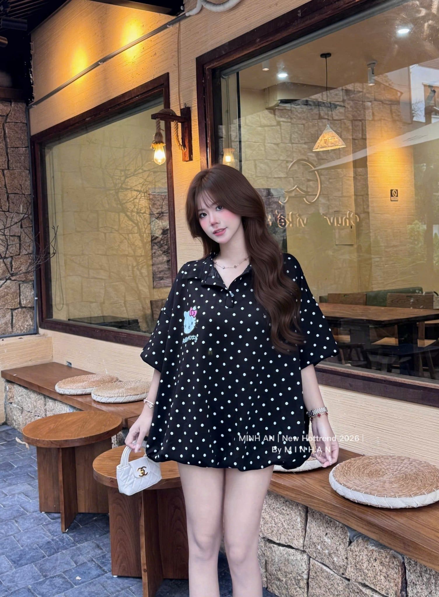  Váy dáng ngắn cổ sơ mi họa tiết chấm bi in HELLO KITTY - ĐEN - V189 