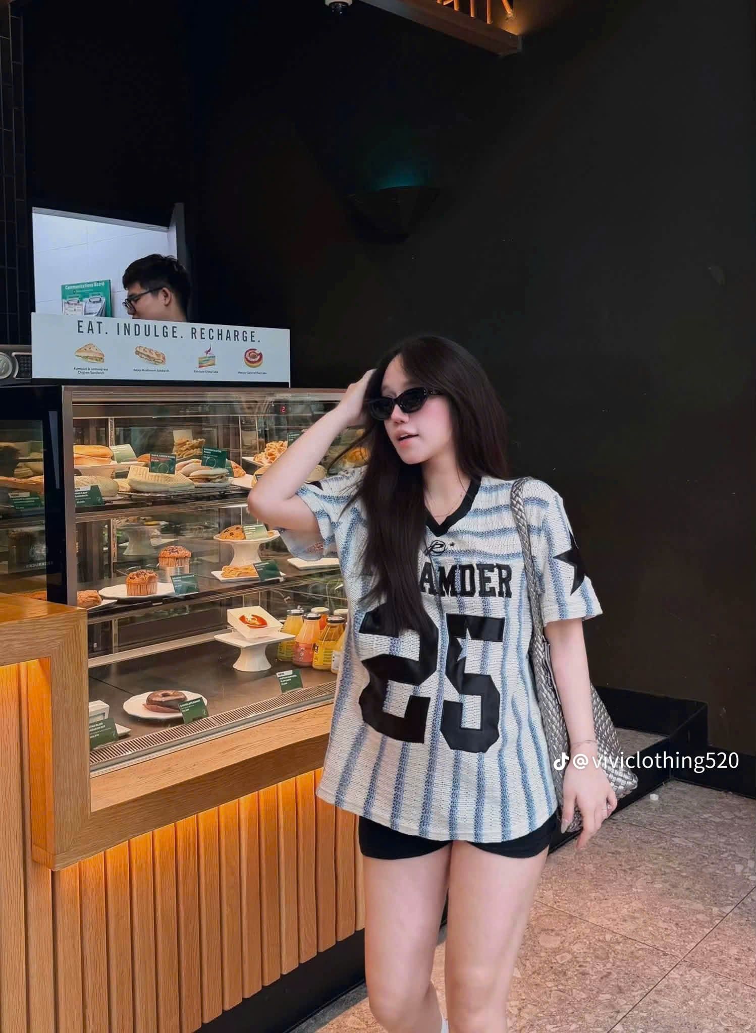  Áo cổ tim phong cách thể thao - K149 