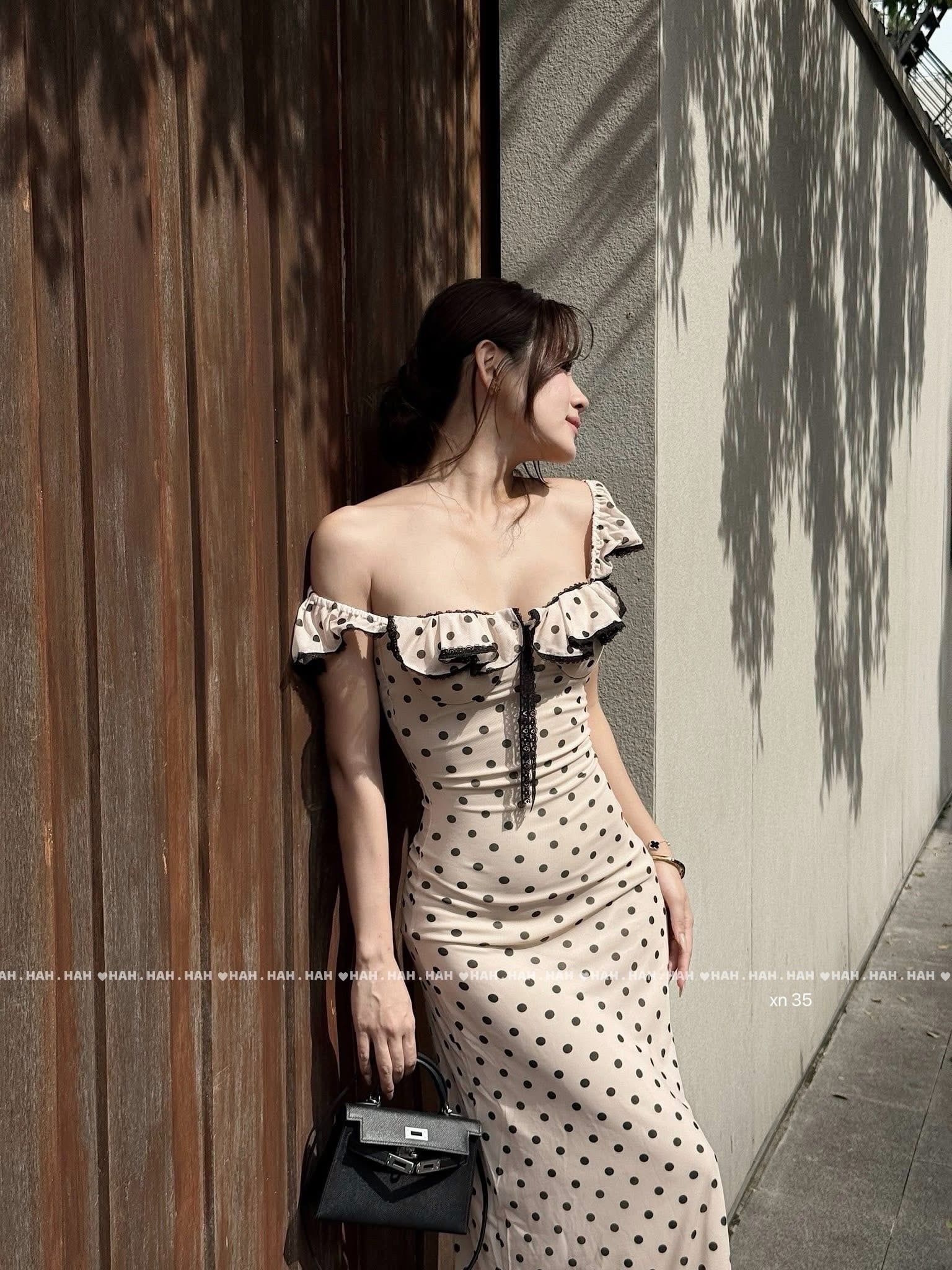  Đầm maxi tay cánh tiên họa tiết chấm bi dáng dài - Z45 (EO S<68, M<72) 