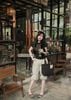 Set áo cổ trụ tay bồng họa tiết chấm bi nhún eo mix quần lửng siêu hot - G105 (chiều dài áo 46cm , quần lung chun 58cm). Thông số tham khảo ( áo size S < eo 68 , size M < eo 74 , size L < eo 80 , quần lưng chun cạp 7cm , áo khoá kéo bên hông )
