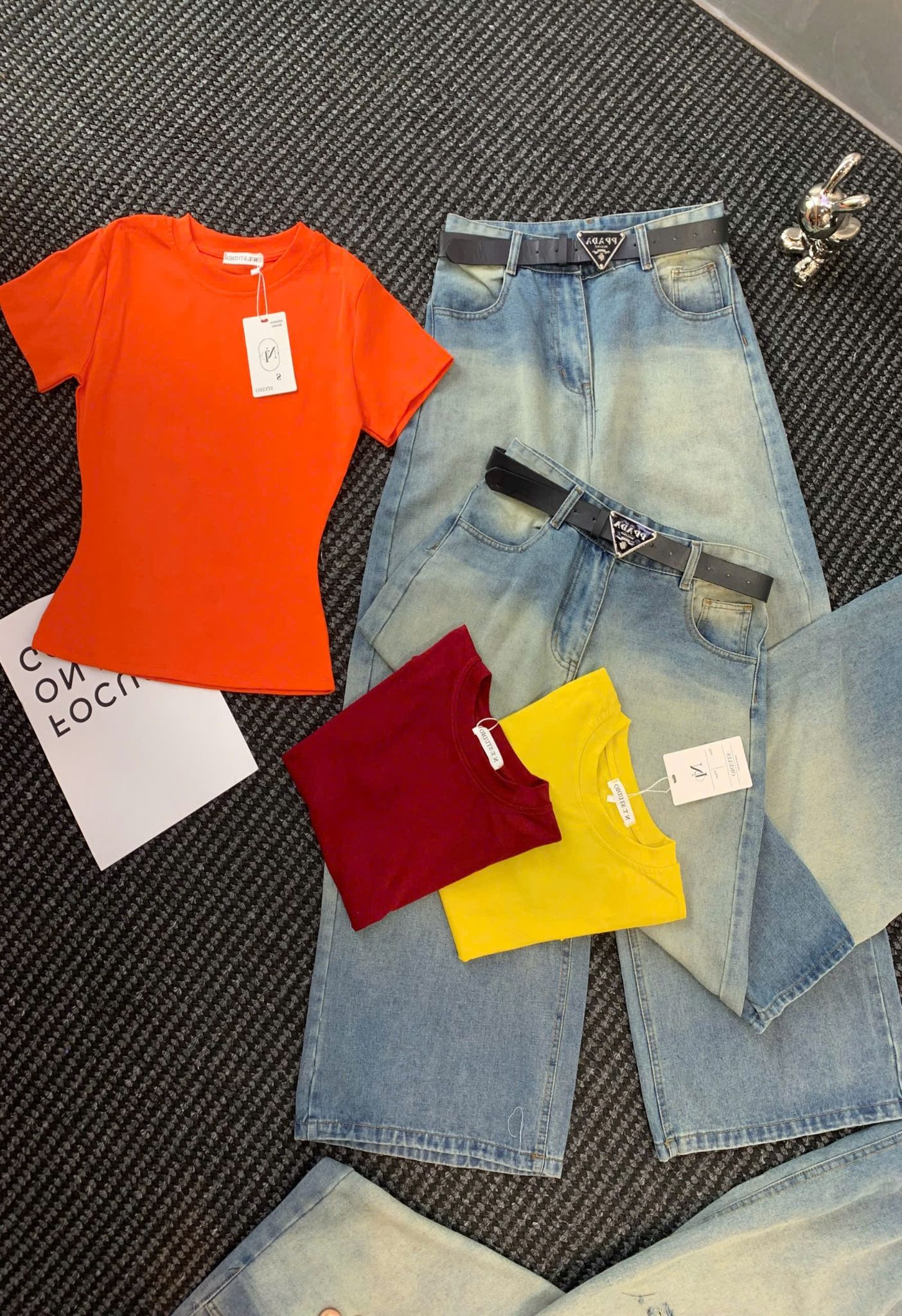  Set áo thun beauty mix quần suông rộng phối rách KÈM ĐAI - ĐỎ CHERRY - B50 (eo S<68, M<72, L<76) ( QUẦN 116CM ) 