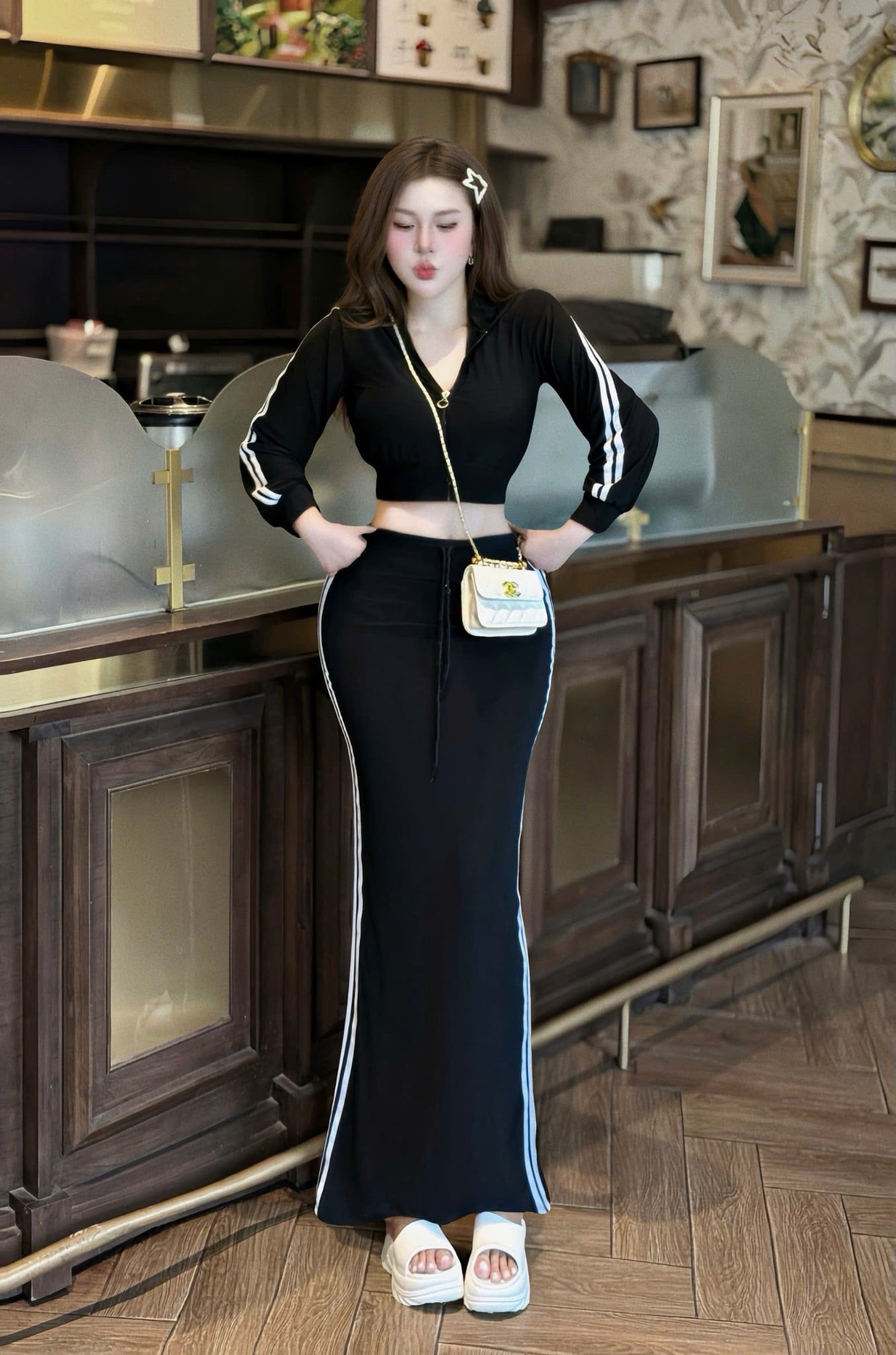  Set áo tay dài có nón phối viền mix chân váy dáng dài - ĐEN - Q210 (cv dài 100cm) 