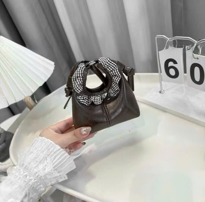  Túi da mini đeo chéo phối bèo - NÂU - Z67 