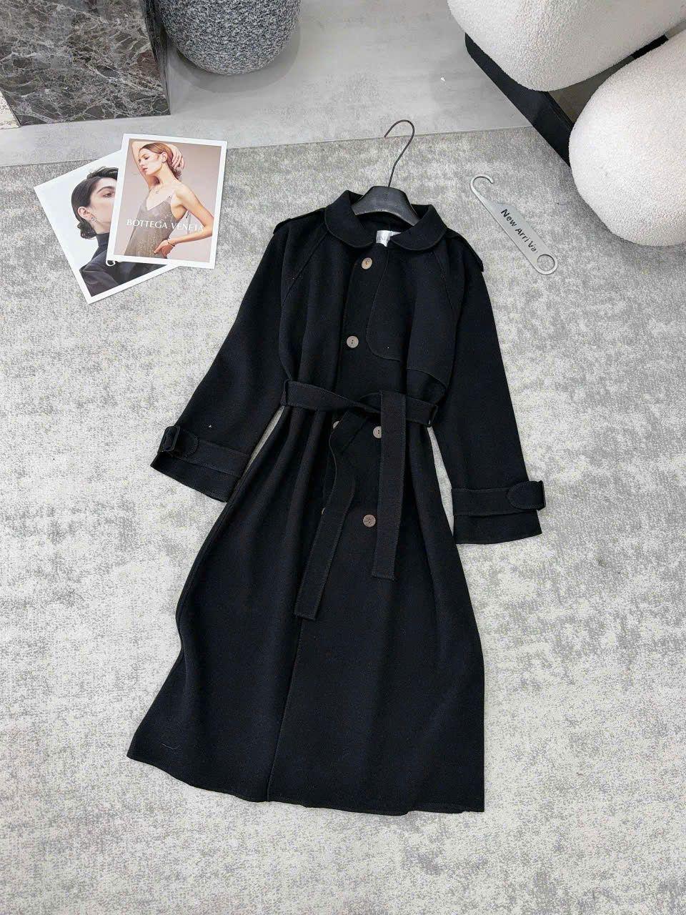  Áo mangto dáng dài chất dạ ép kèm đai phối cúc gỗ - ĐEN - C104 ( FREESIZE <58KG ) 