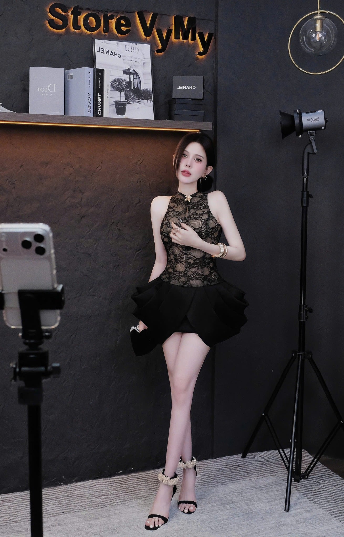  Đầm thiết cổ yếm ren tùng xếp ly bồng xoè sang chảnh - G108 ( eo S<68, M<72 ) 