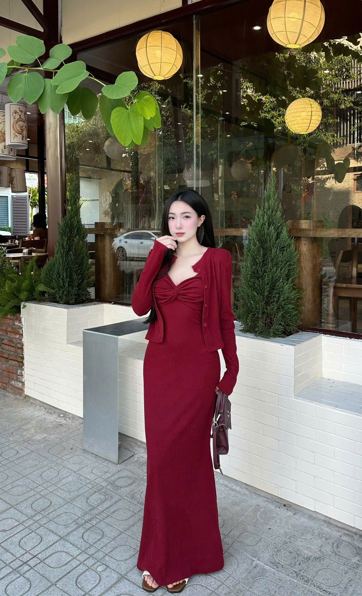  Set đầm hai dây xoắn ngực kèm khoác tay dài - ĐỎ - E317 