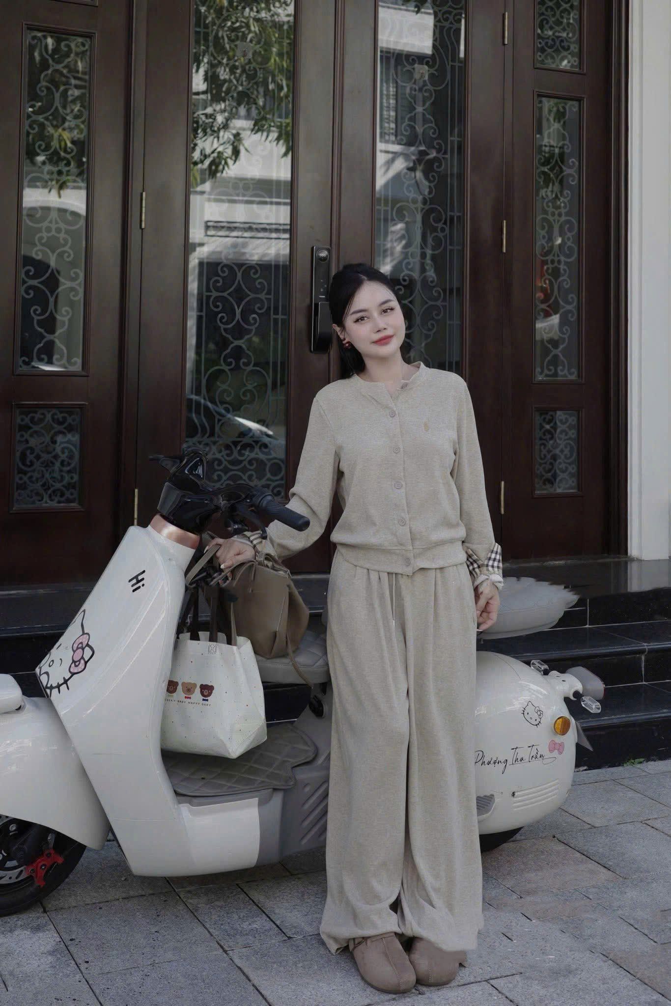  Set áo tay dài mix quần suông phối viền kẻ sọc - BE - G56 