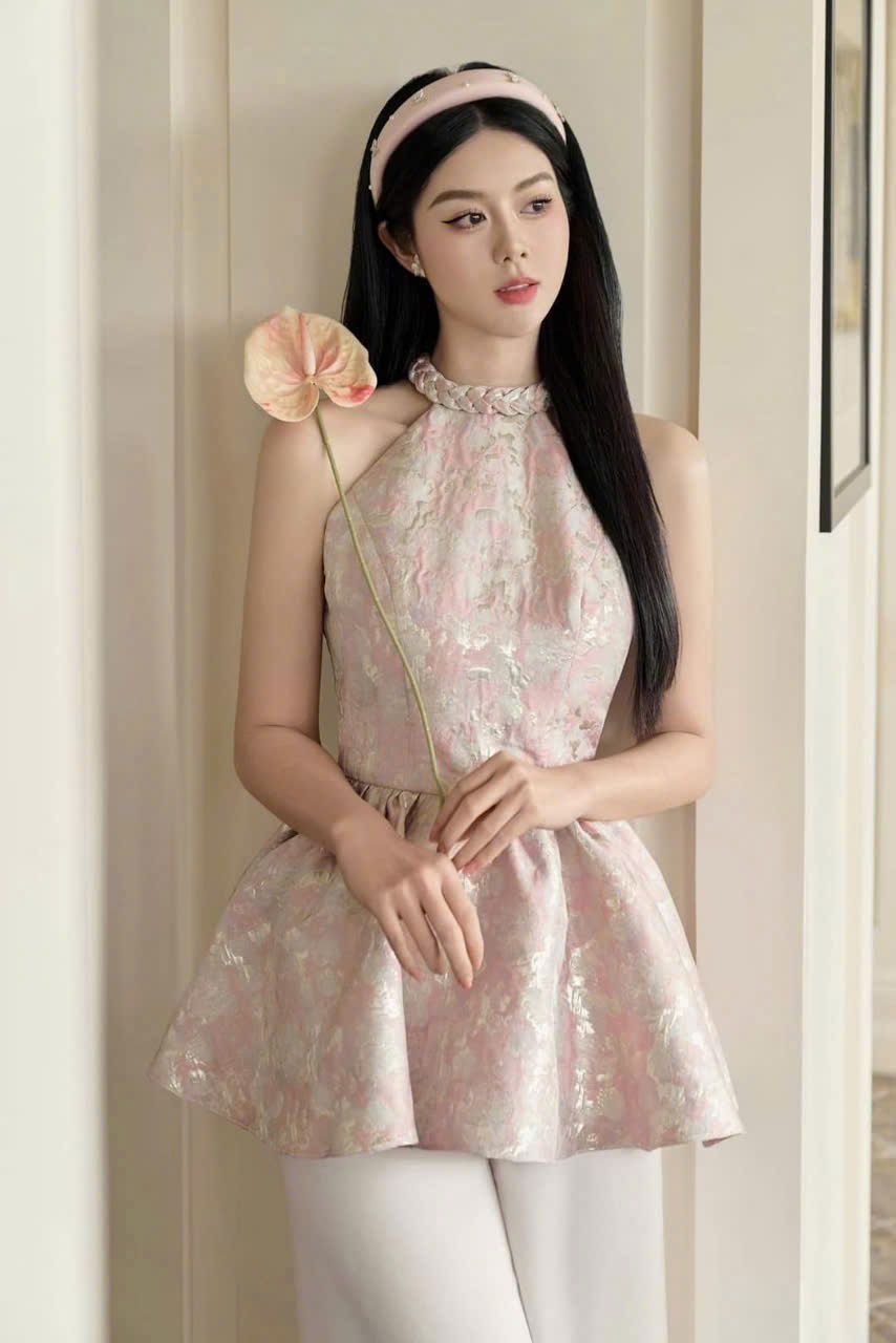  Set gấm yếm có mood ngực mix quần suông lụa - HỒNG - R89 ( EO S<68, M<72 ) 