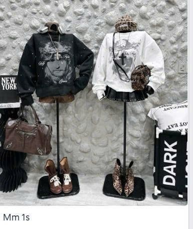  Áo sweater form rộng in hình đính đá - TRẮNG - B25 