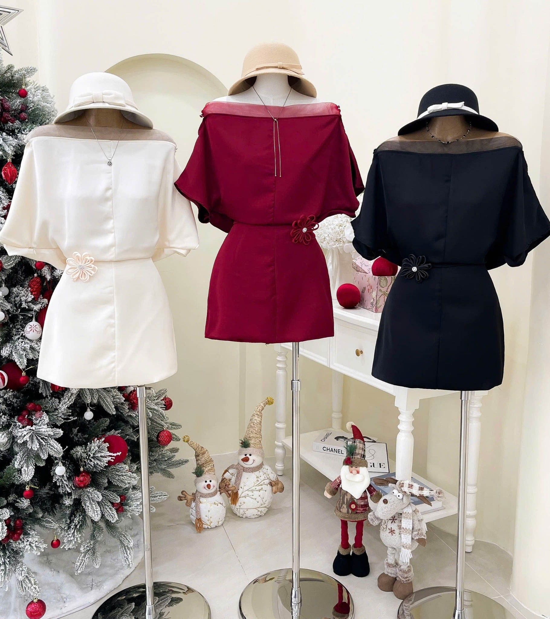  Đầm lụa đổ lưng phối viền ren kèm dây hoa - ĐỎ - A29 ( eo S<70, M<74 ) 