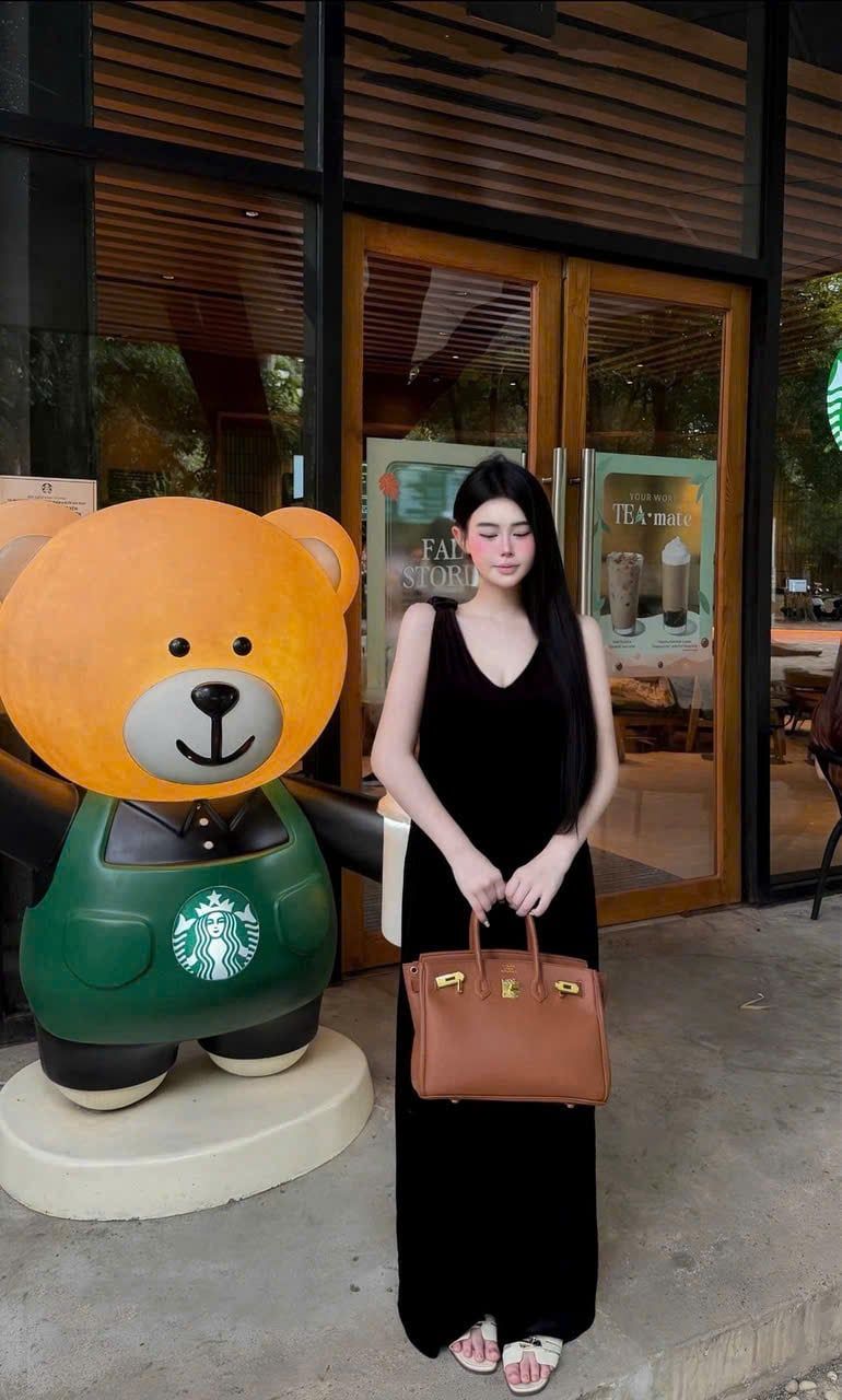  Váy nhung cổ v dáng suông dài sang chảnh - R41 