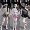 Set áo thun giấy lệch vai hellokity + chân váy - ĐEN - G65