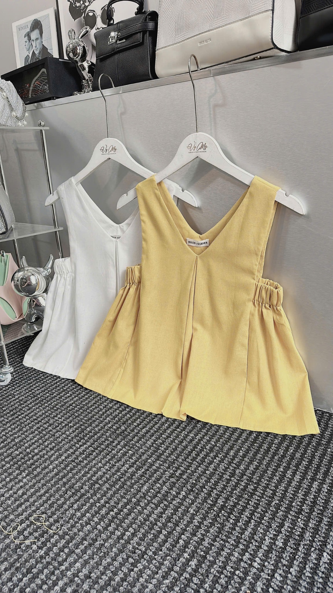  Áo sát nách phối chun babydoll linen - VÀNG - B160 