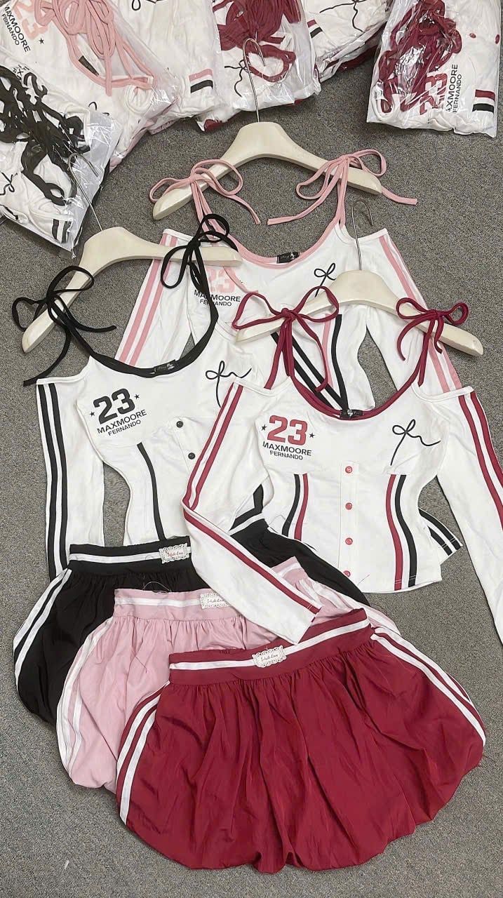  Set áo trễ vai cột dây tay dài mix chân váy bí - ĐEN - N150 H51 