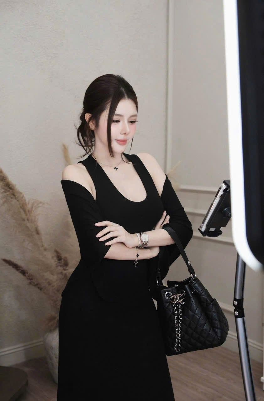  Đầm ba lỗ dáng dài tặng kèm choàng rời tôn dáng - ĐEN - N24 