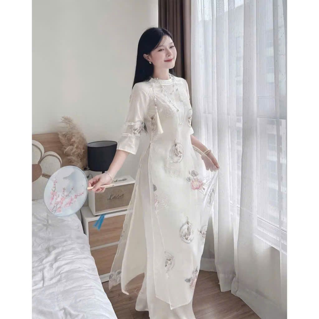  Set áo dài cách tân thêu họa tiết phối quần lụa - KEM - C54 