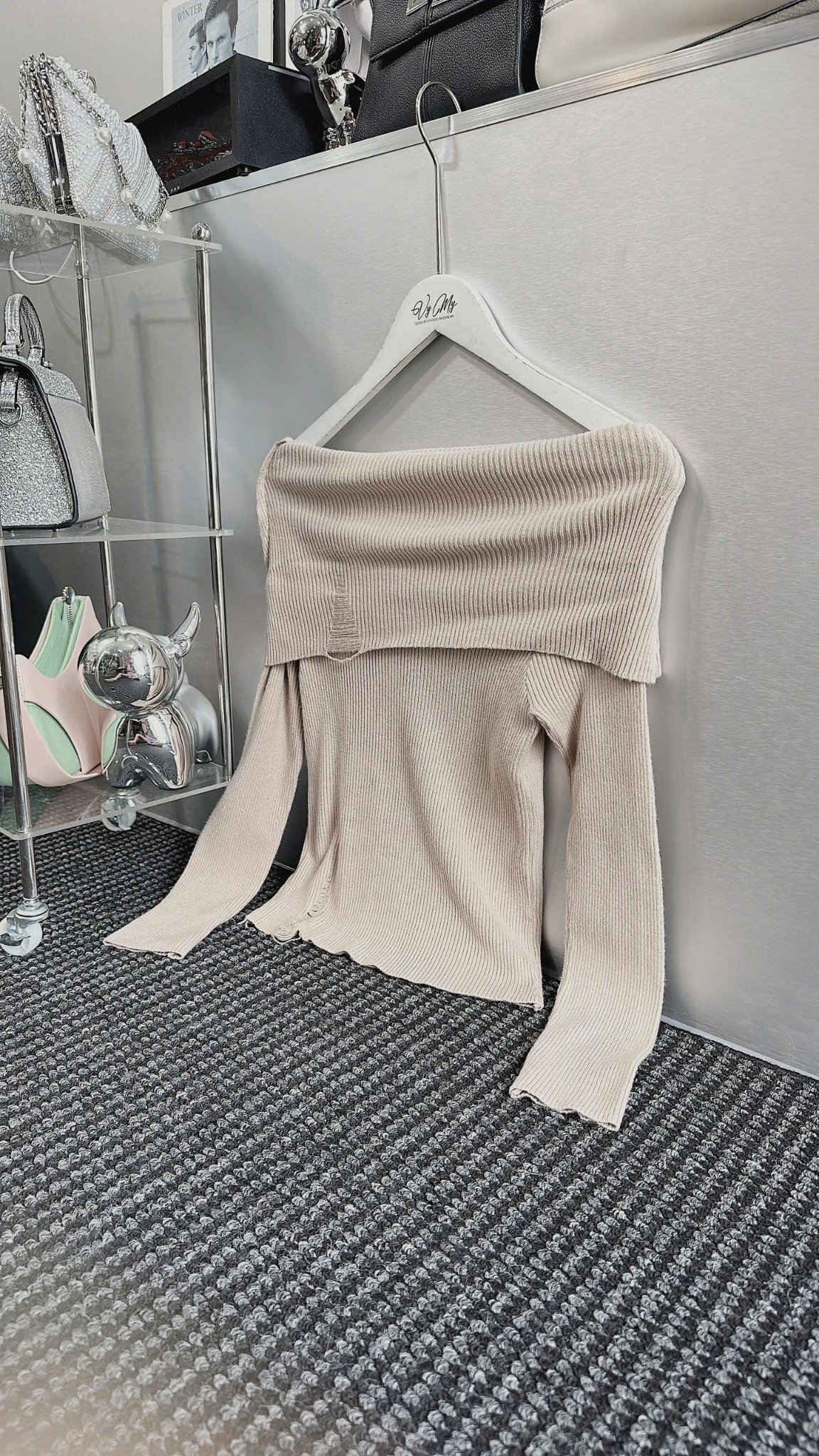  Áo len trễ vai tay dài kiểu phối rách - B159 