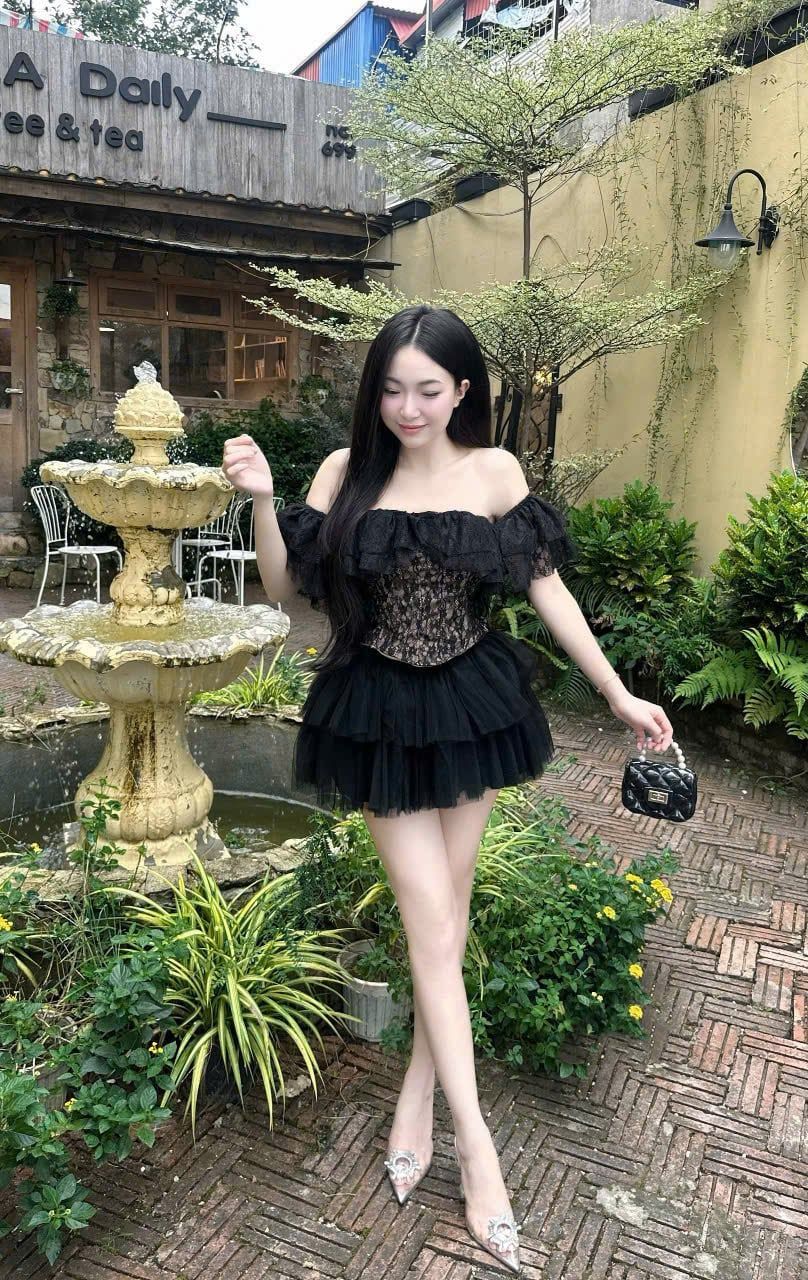  Set áo trễ vai ren mix chân váy lưới xòe tầng siêu xinh - ĐEN - Q513 