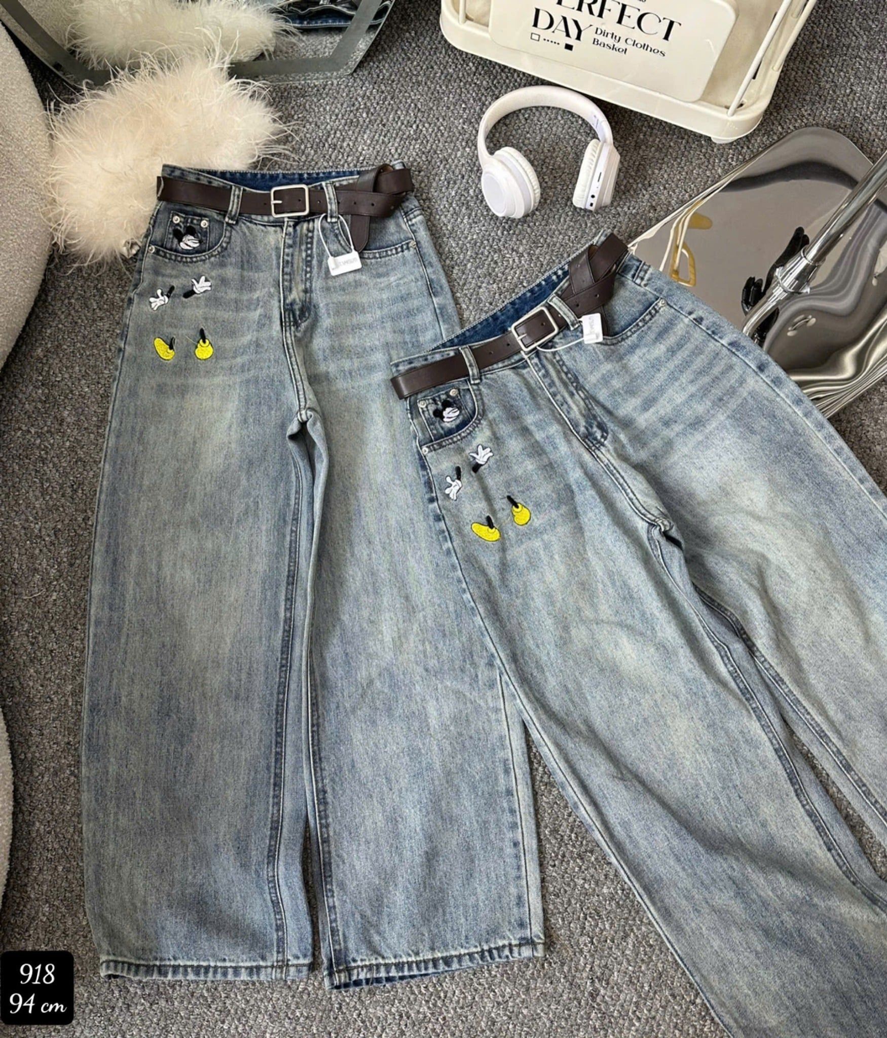  Quần jean ống suông trơn thêu HỌA TIẾT MICKEY form siêu đẹp ko kèm nịt - NHẠT - Q579 (EO S<64, M<68, L<72) 