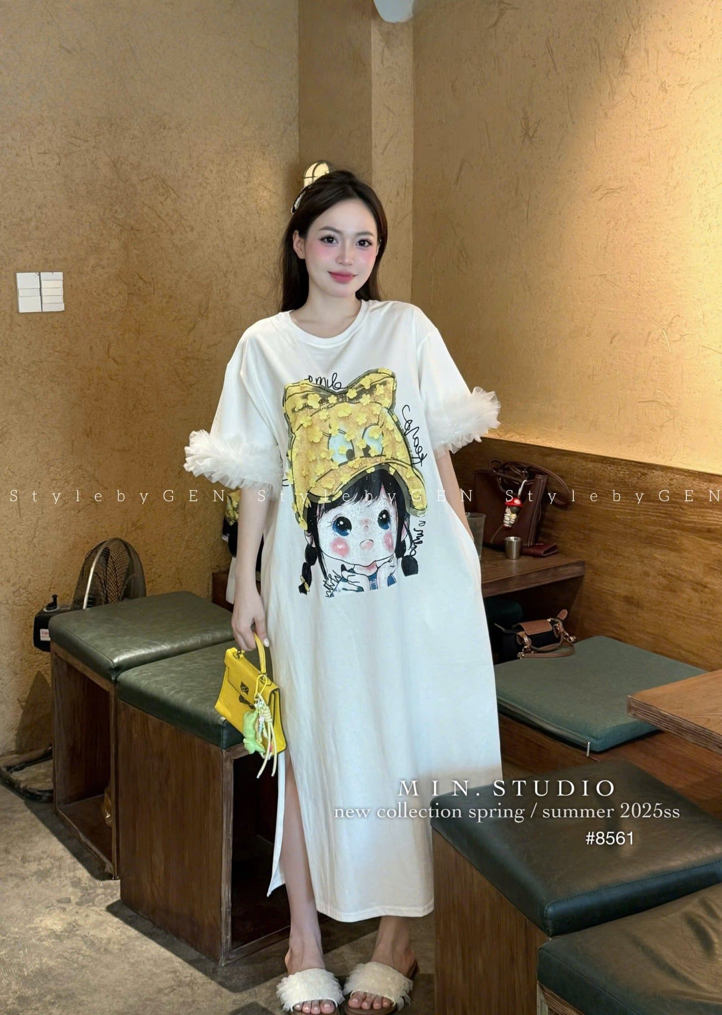  Váy suông dáng dài in hình cô gái tay viền bèo - TRẮNG - R8 