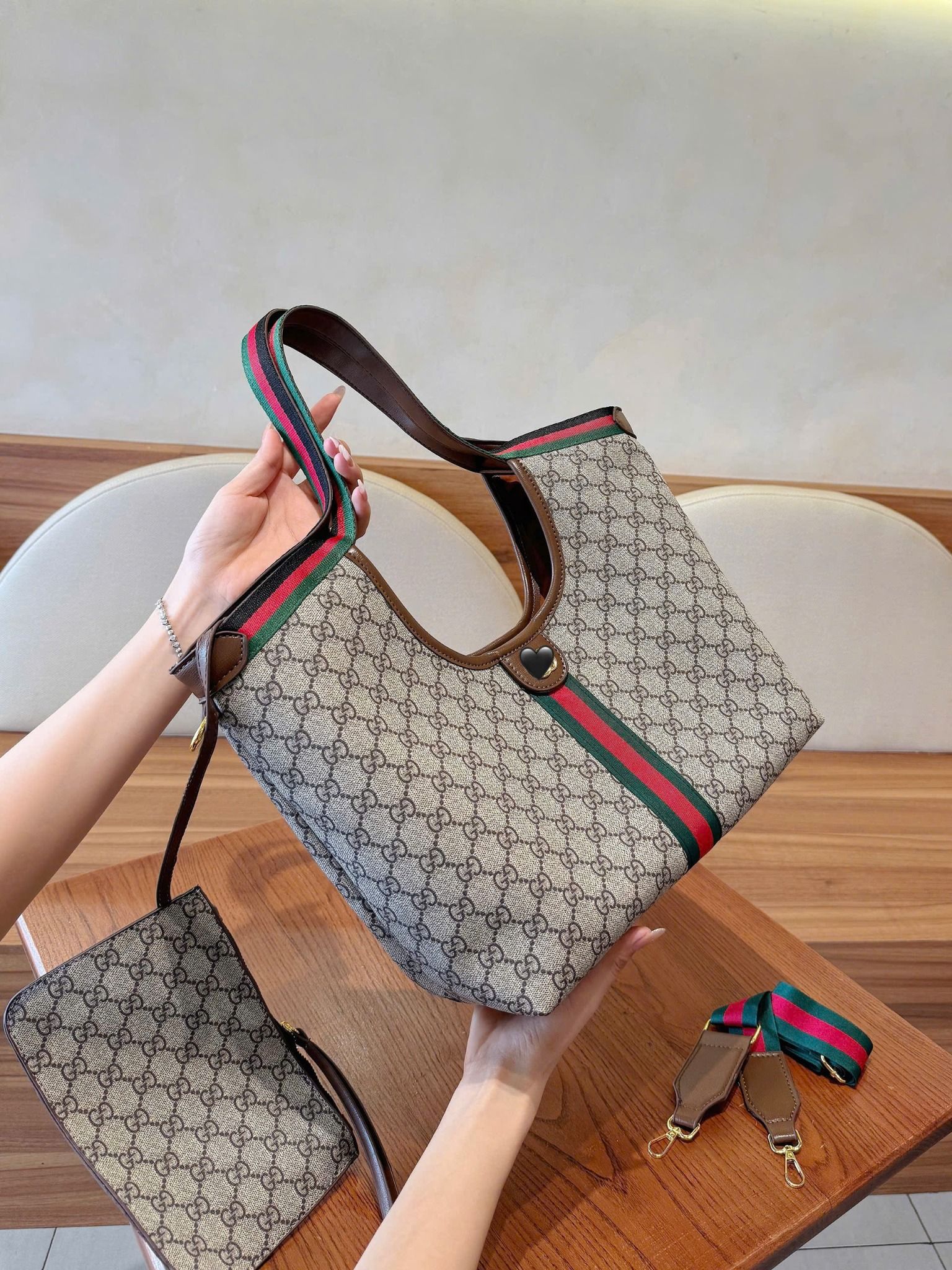  Set 2 món túi xách tote kèm ví nhỏ kèm dây đeo chéo size 35 - R57 