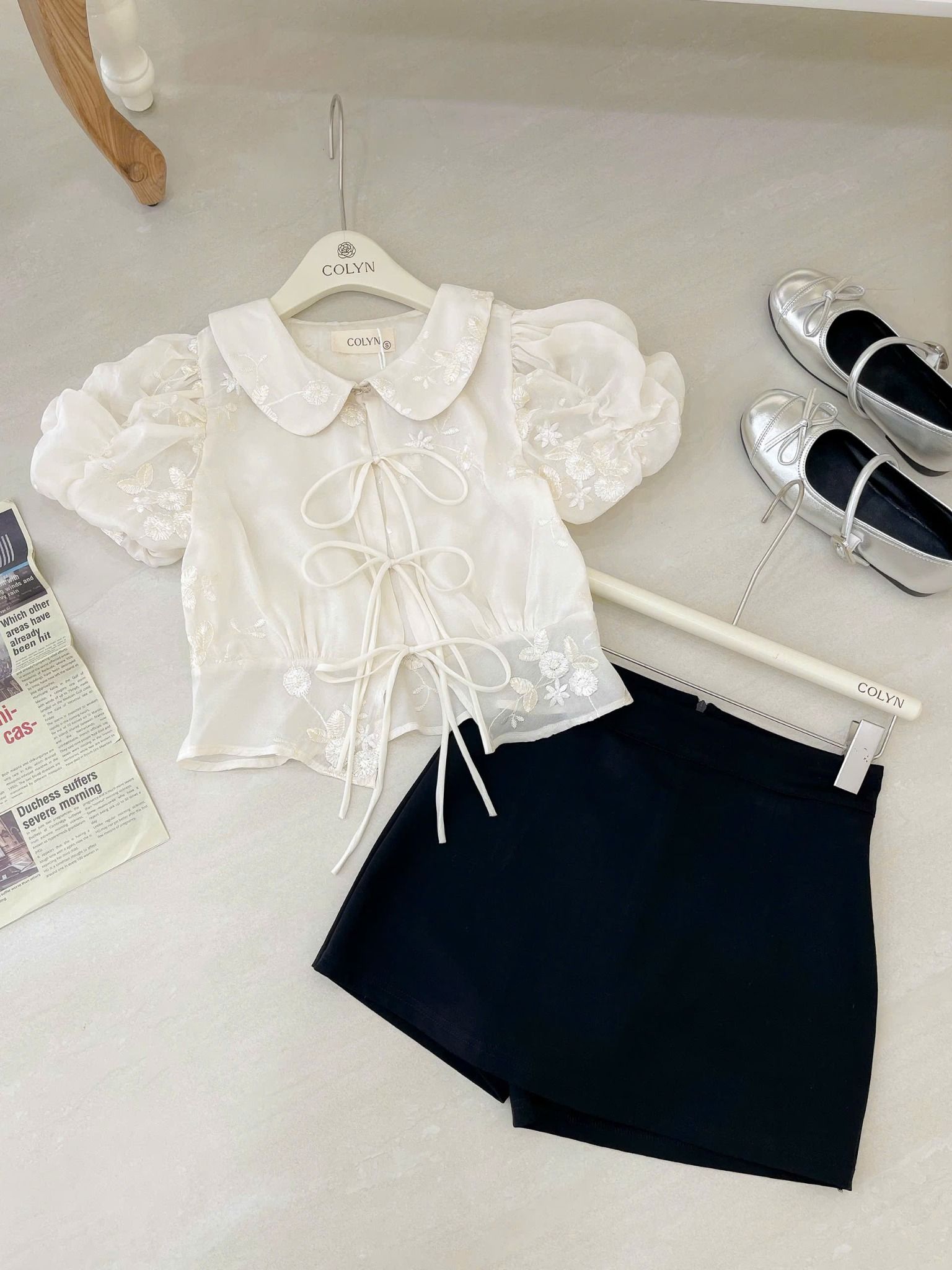  Set áo cổ sen tay bồng buộc dây mix chân váy ngắn - R155 (eo S<68, M<72) 