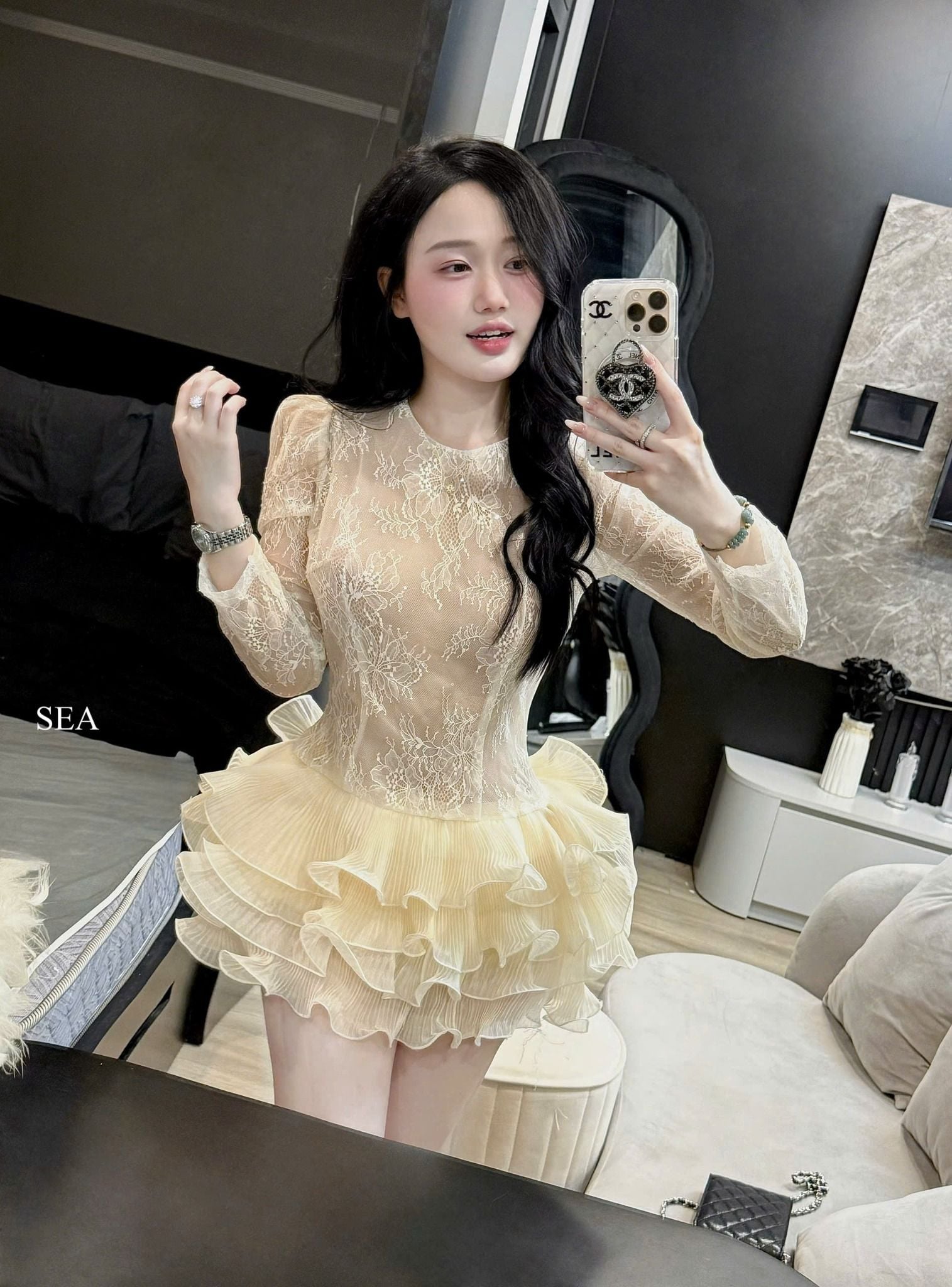 Váy ren tay dài phối chân tầng xòe kèm áo lót sang chảnh - R176 (eo S<68, M<72) 