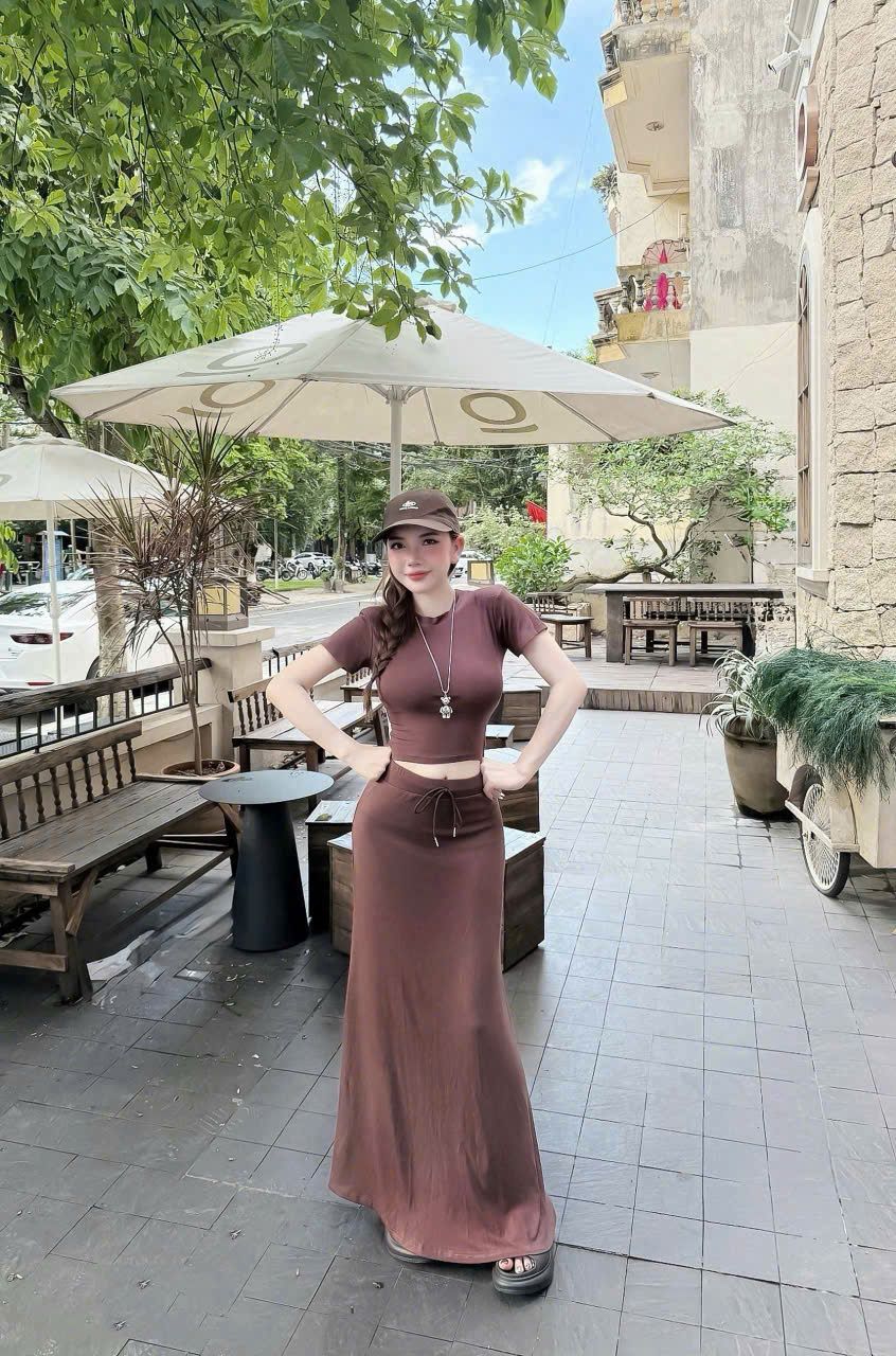  Set áo thun beauty mix chân váy suông dài lưng chun - NÂU - R170 