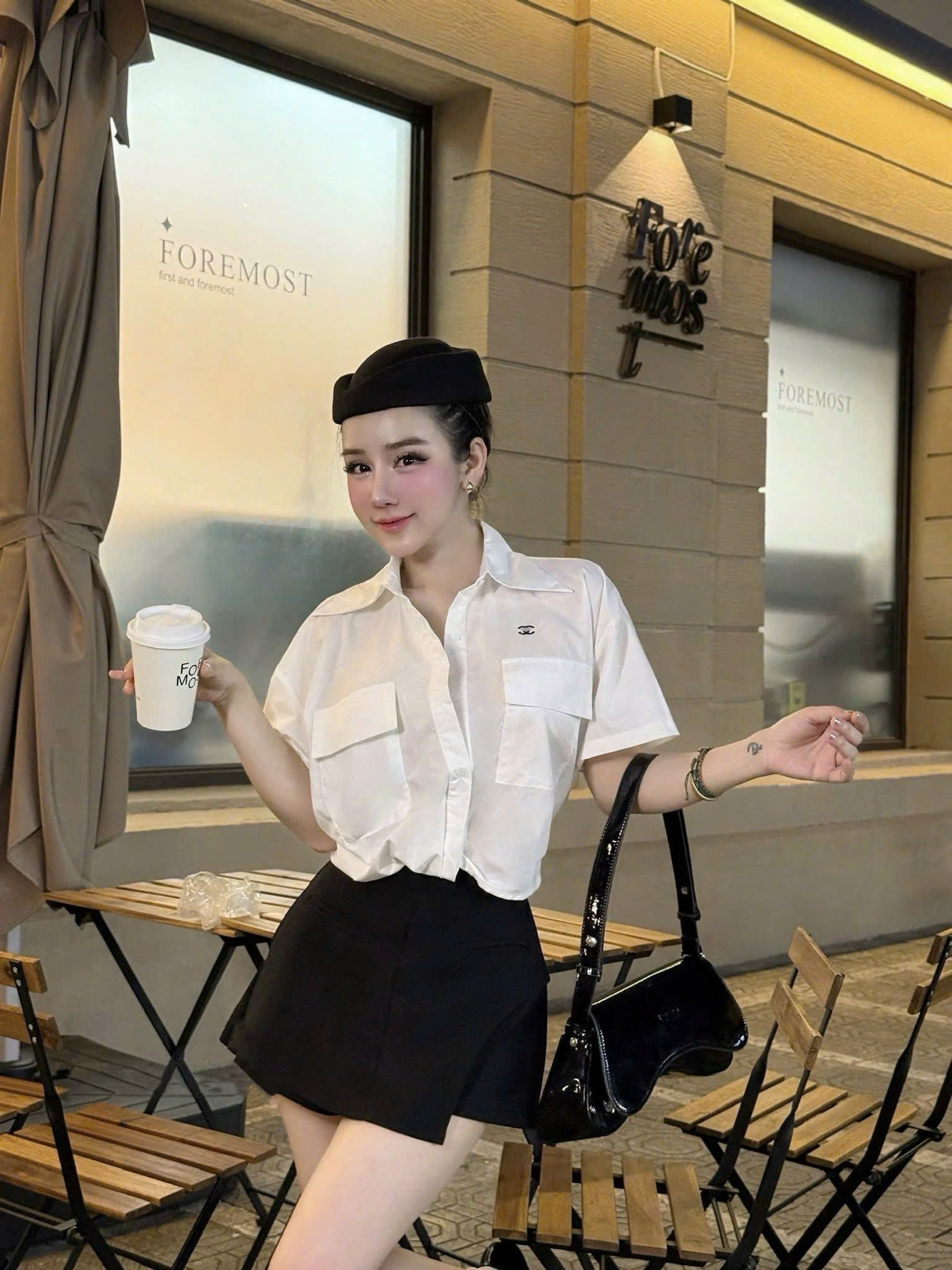  Set áo sơ mi cộc tay túi hộp thêu Chanel mix quần giả váy đắp vạt - R415 (eo S<68, M<72) 