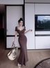Set áo bra ren hoa mix đầm body dáng dài đuôi cá cổ U phối cúc tôn dáng - NÂU - A78