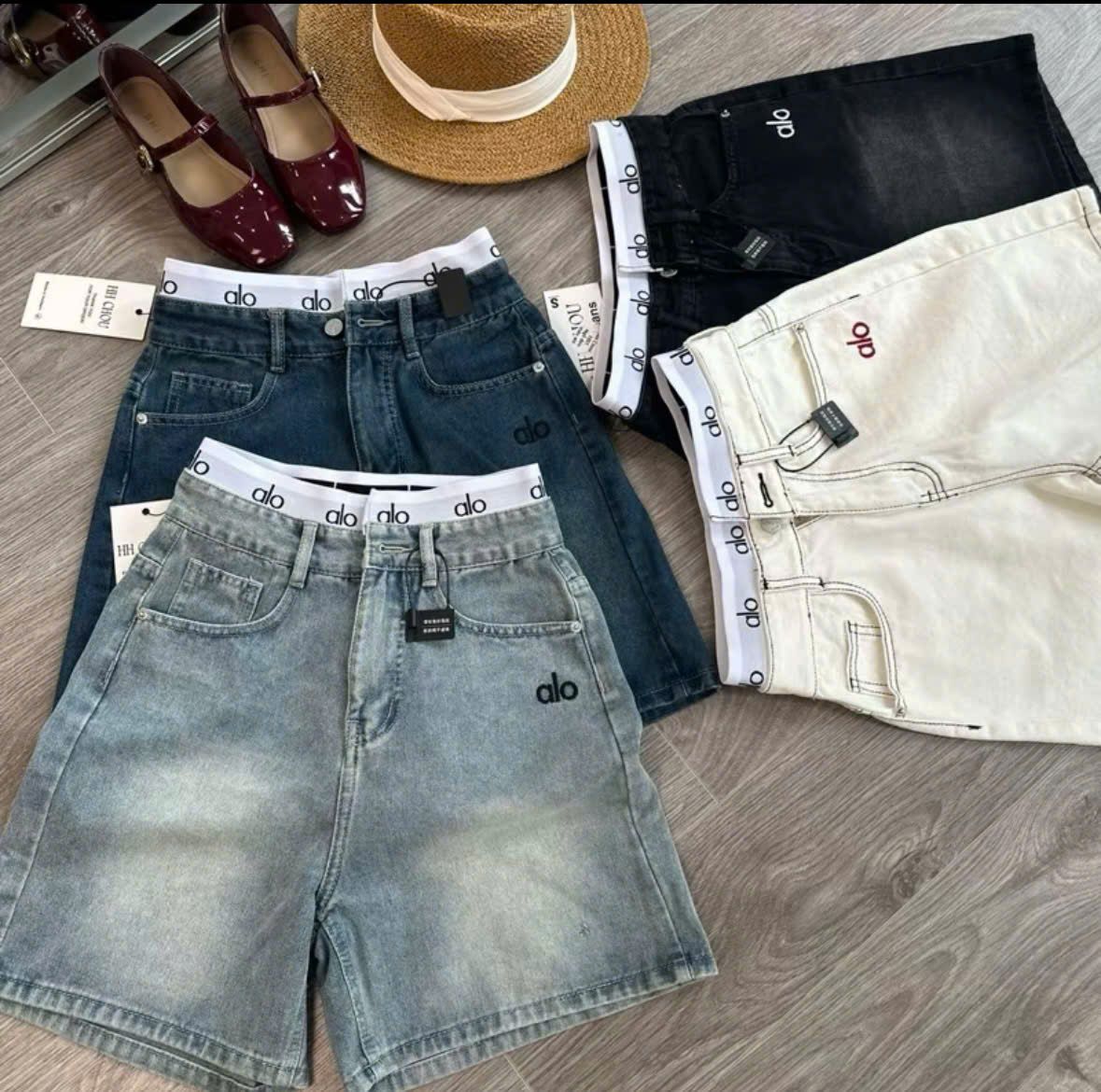  Quần jean lửng phối cạp alo BASIC siêu đẹp - ĐEN - A180 (EO S<64, M<68, L<72) 