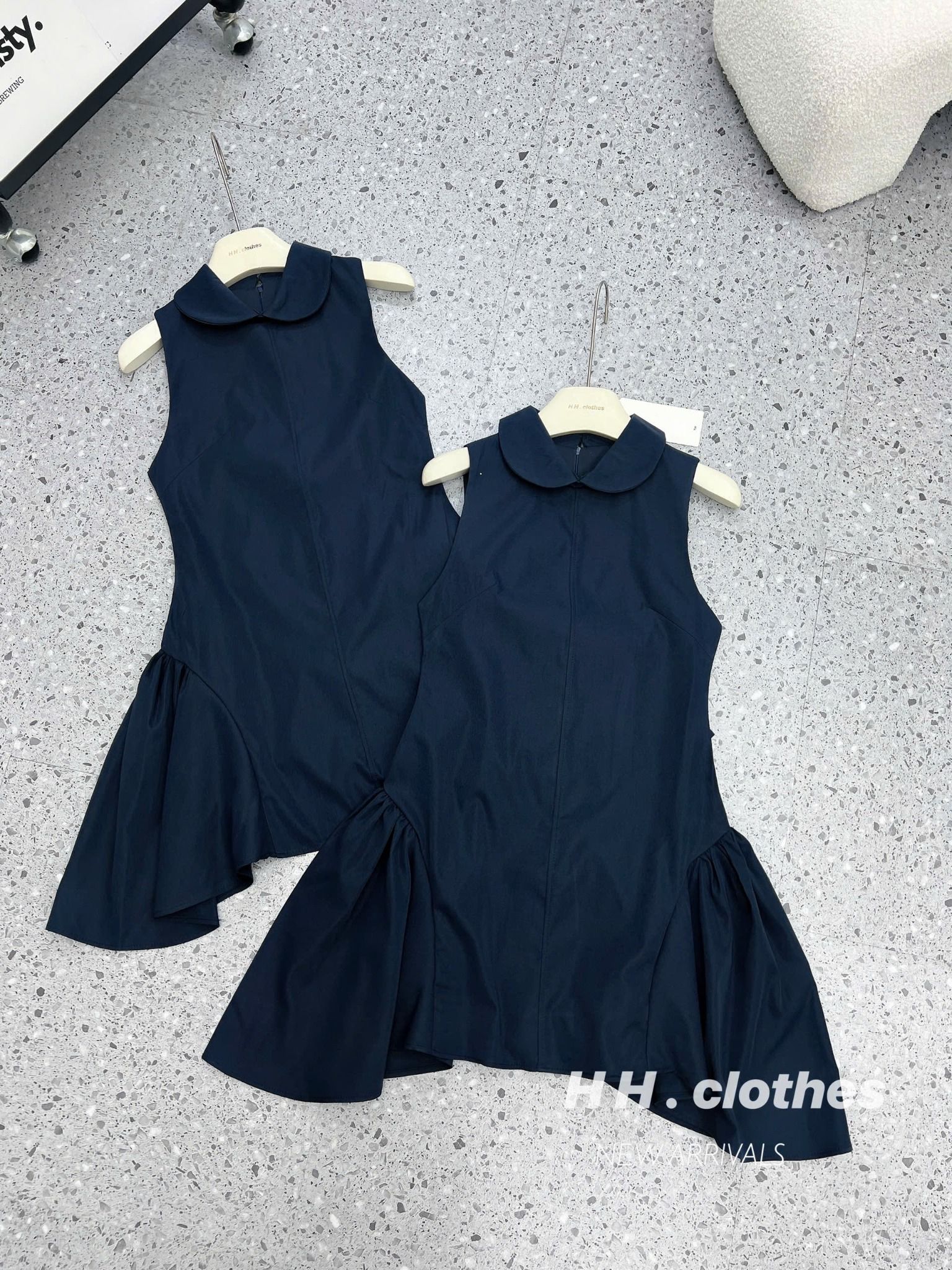  Đầm sát nách cổ sen chân bồng chất denim xinh xắn - A355 (eo S<68, M<72) 