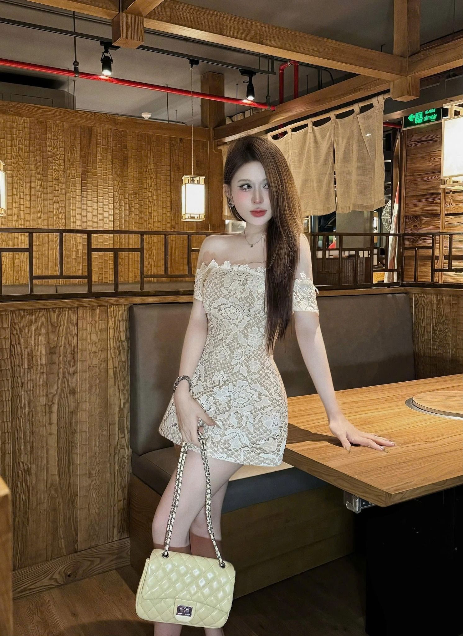  Váy trễ vai ren đúp 2 lớp tiểu thư sang chảnh hàng thiết kế - KEM - D93 (eo S<68, M<72, L<76) 