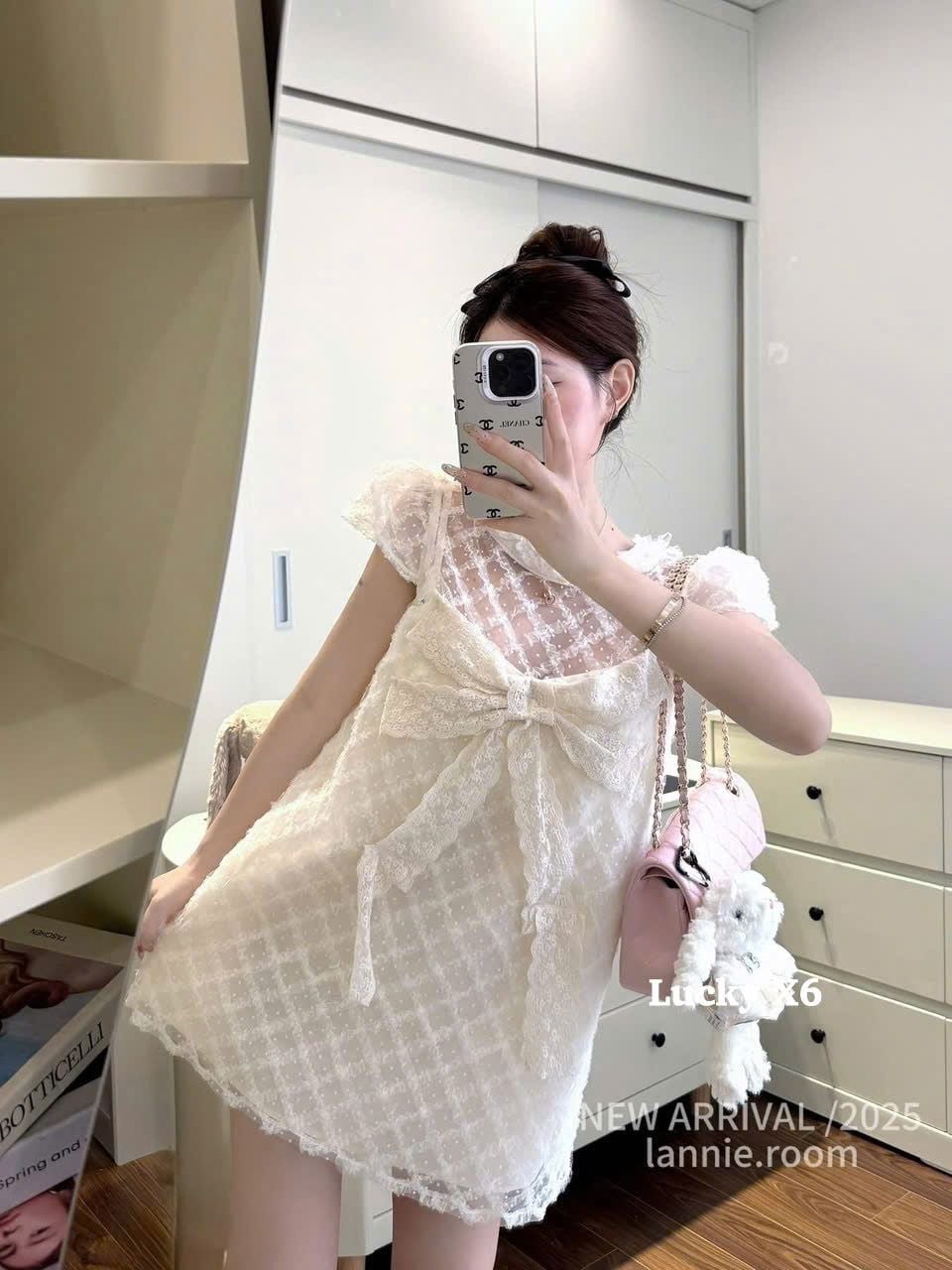  Đầm ren cộc tay cổ tròn đính nơ ngực hàng hai lớp tiểu thư - C153 