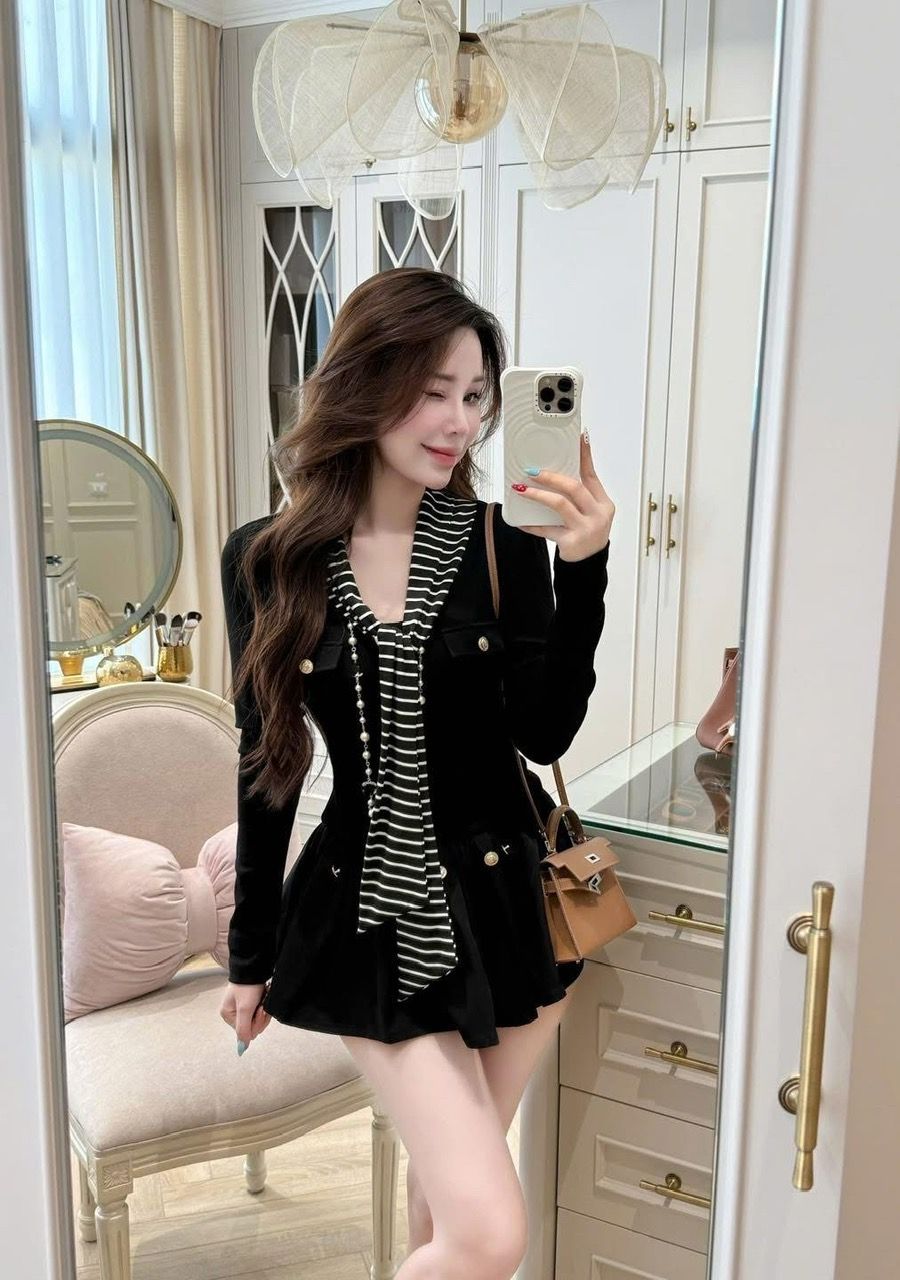  Đầm tay dài tầng viền kẻ dáng xòe tiểu thư xinh xĩu - E108 (eo S<68, M<72) 