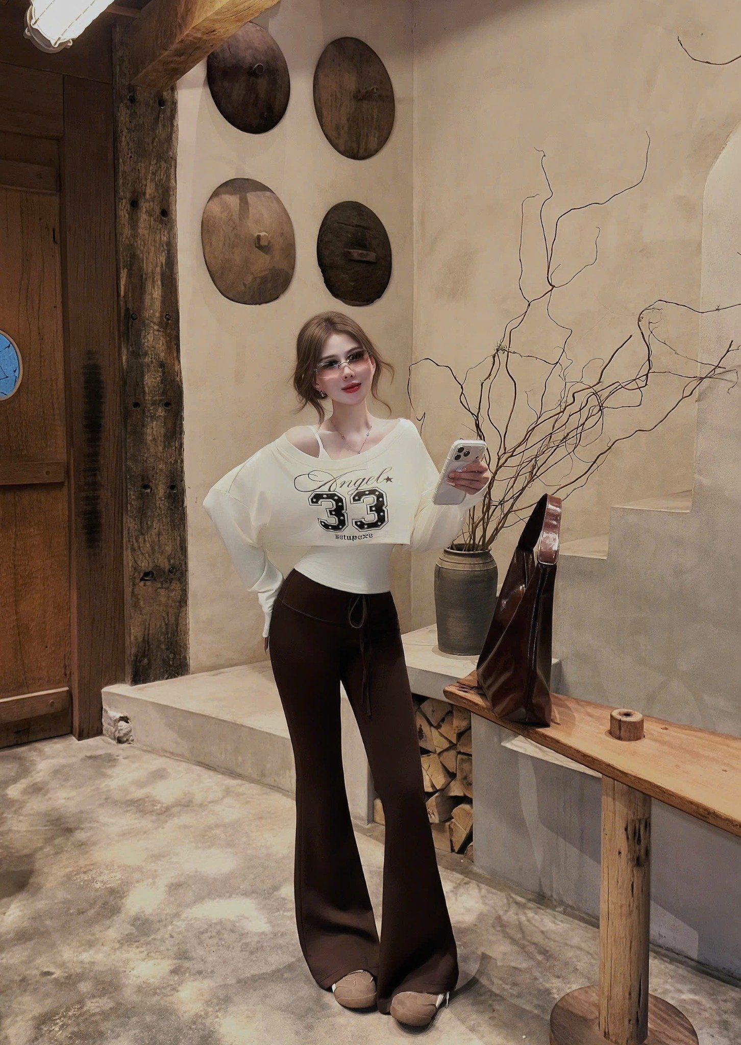  Set 3 món áo 2s kèm trễ vai tay dài số 33 mix quần ôm loe - KEM - E29 