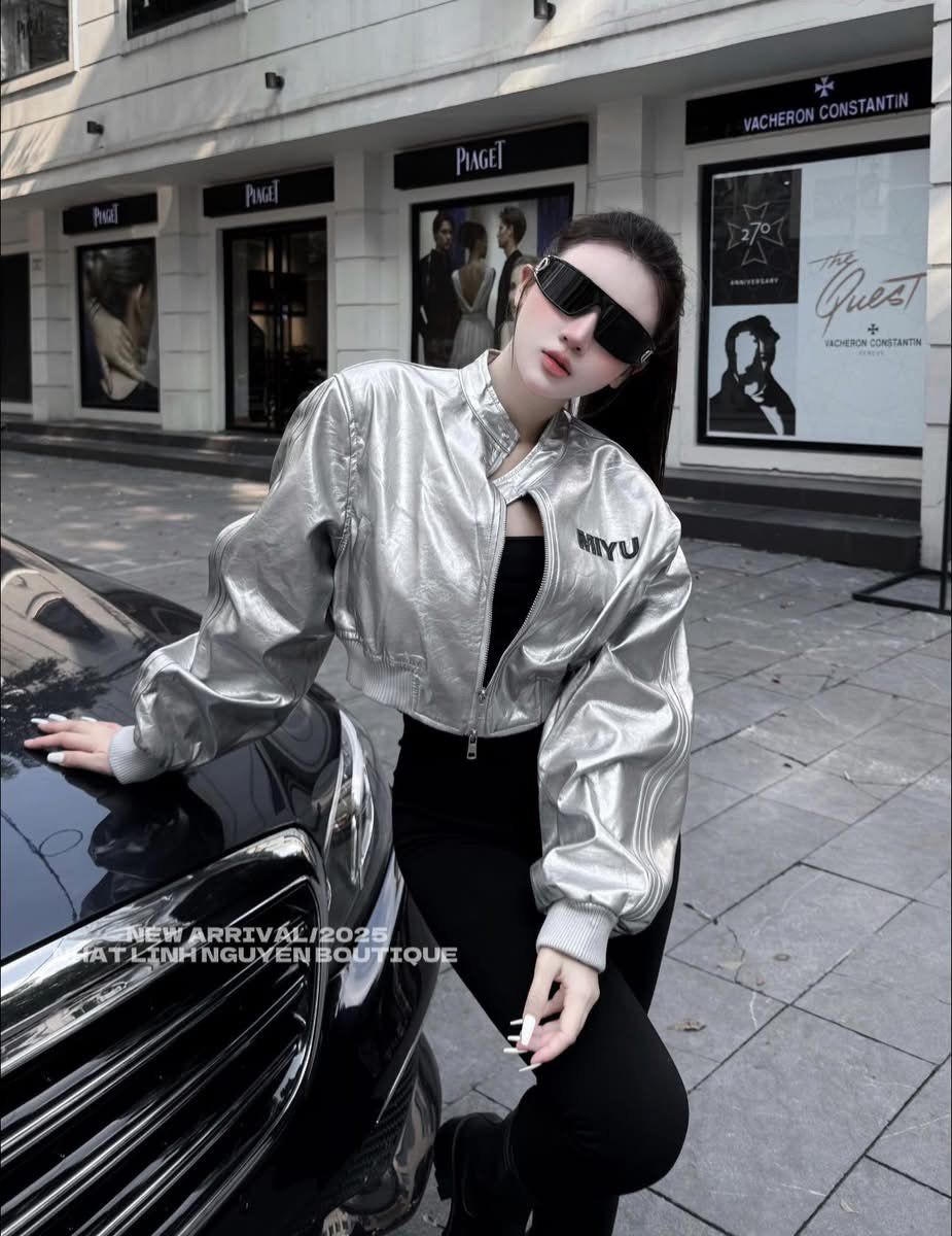  Áo khoác da bạc dập chữ FUTURE form croptop - E254 