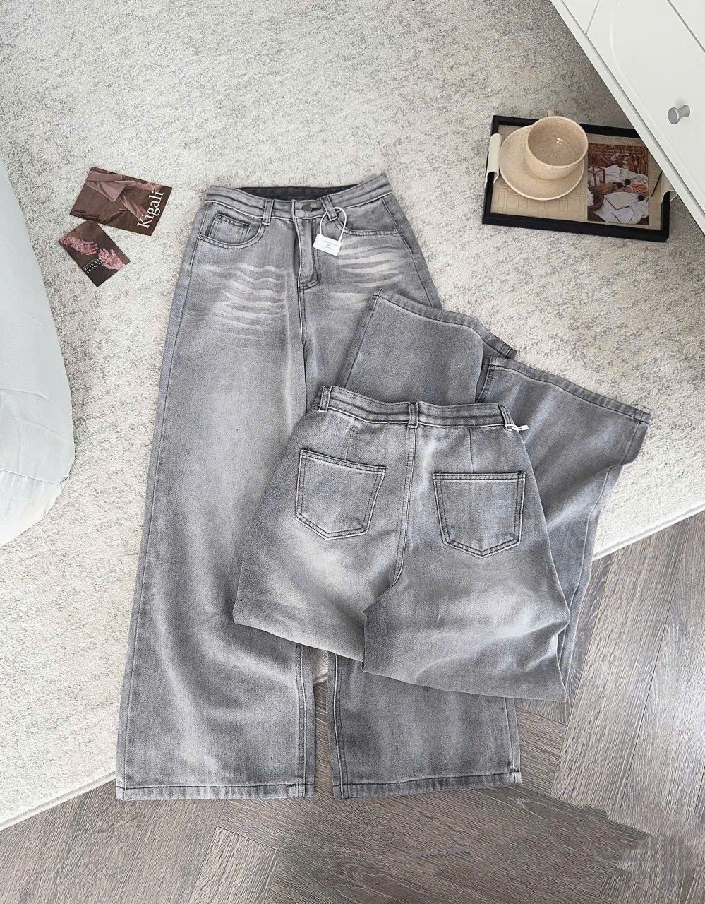  Quần jean suông wash bạc form BASIC siêu đẹp - E261 (eo S<66, M<70, L<74) 