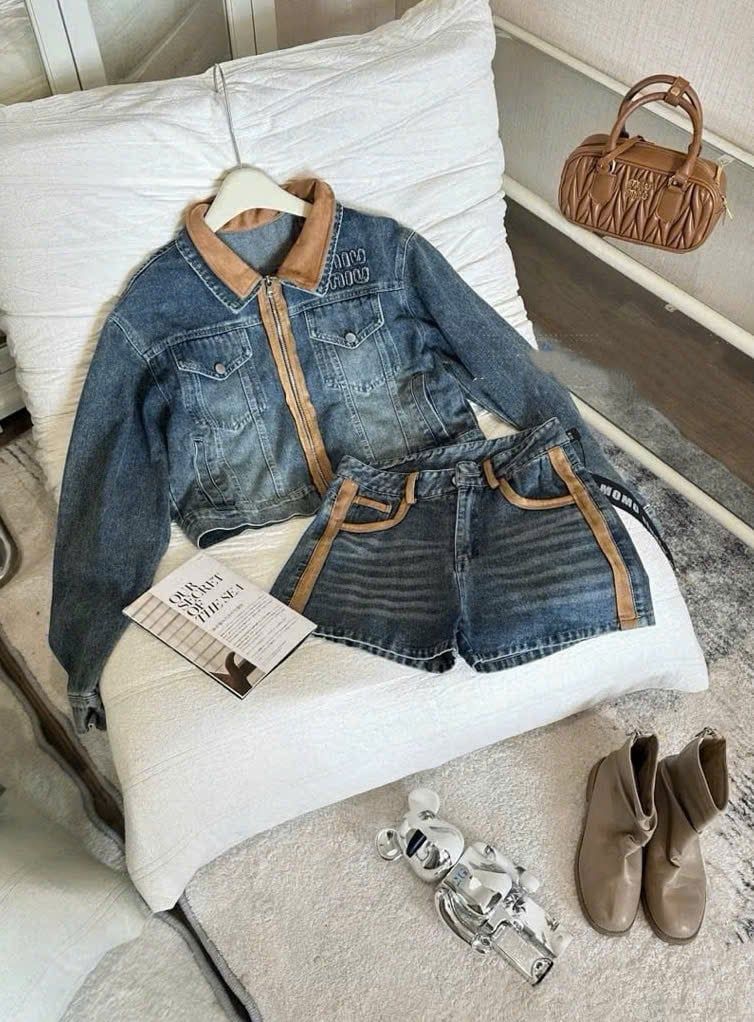  Set bò 2 món áo phối cổ dập chữ nổi miumiu mix quần short ngắn phối viền - G48 (eo S<66, M<70) 