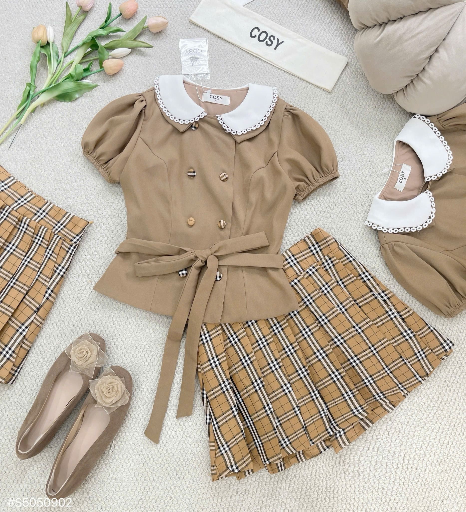  Set áo tay bồng đính cúc phối cổ sen mix chân váy xếp li caro - G58 (EO S<68, M<72) 