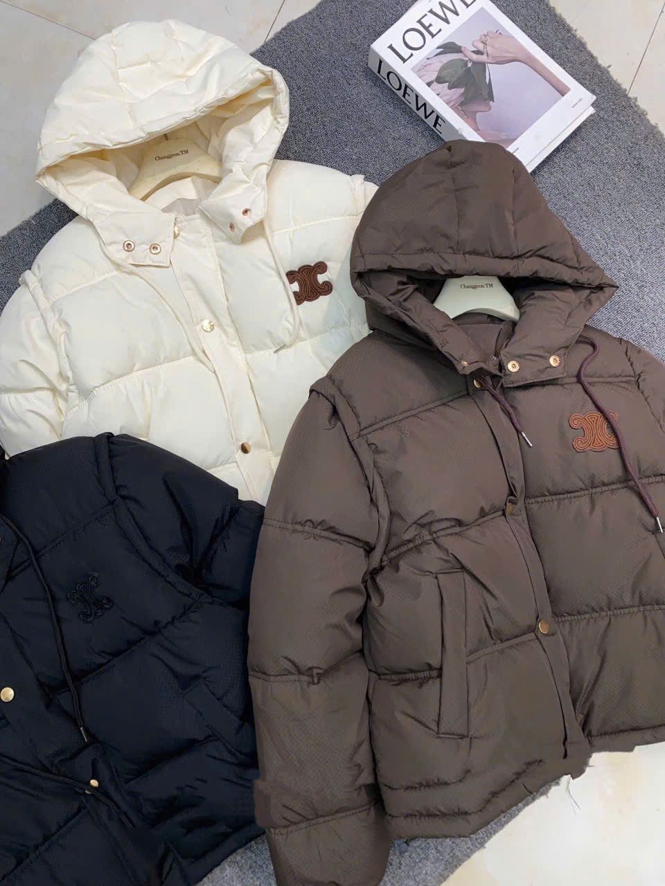  Áo khoác phao thêu dáng ngắn có mũ khóa kéo cúc bấm mẫu mới - NÂU - G71 